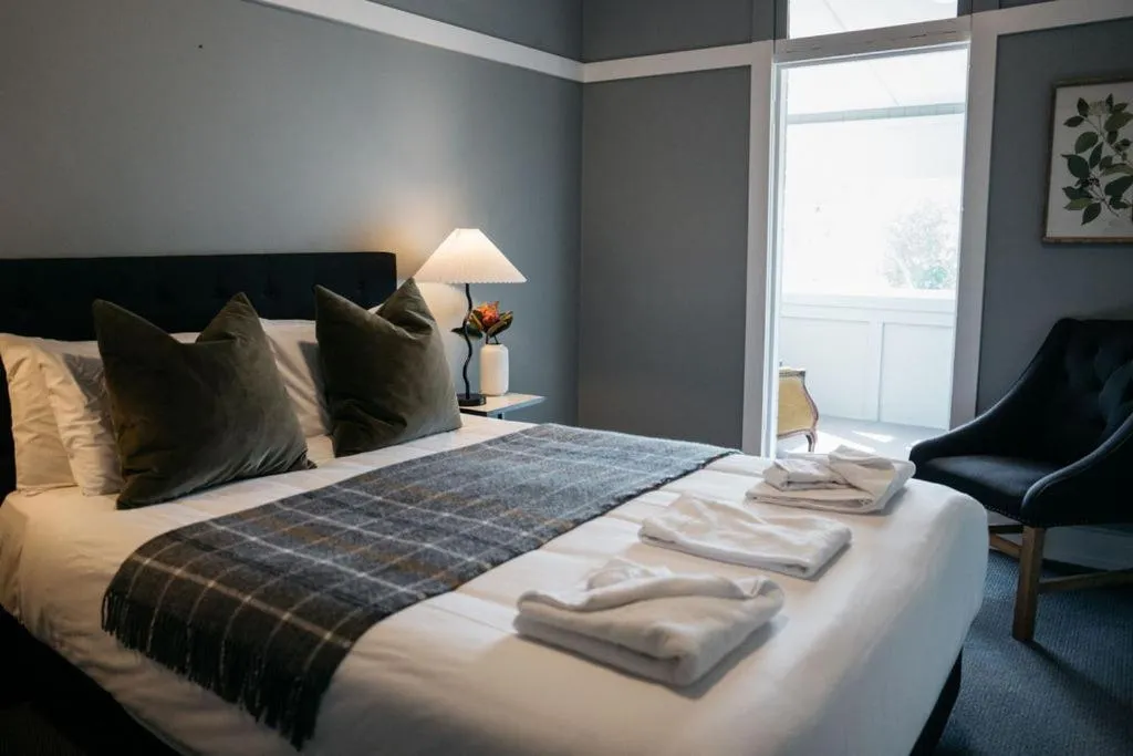 Bed in Bundanoon Hotel