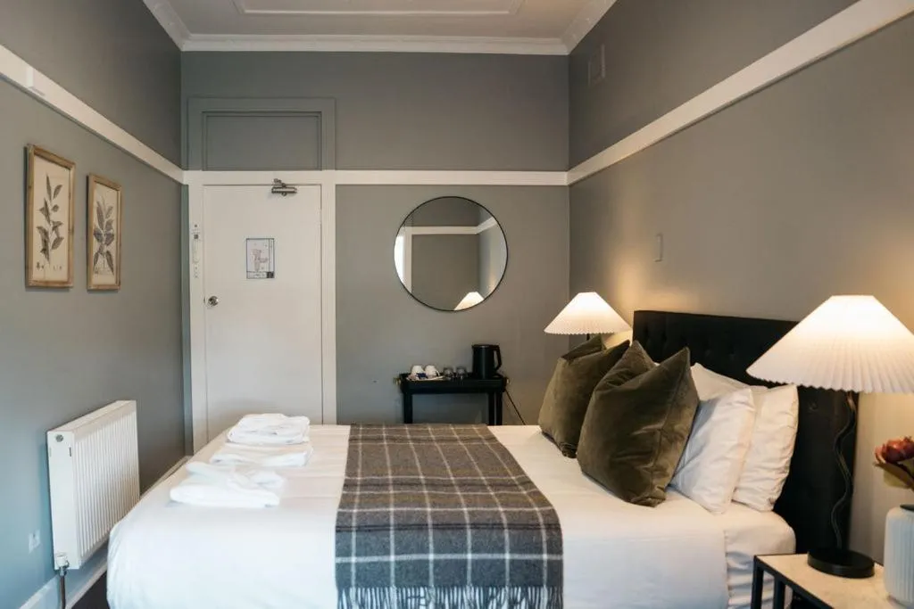 Bed in Bundanoon Hotel