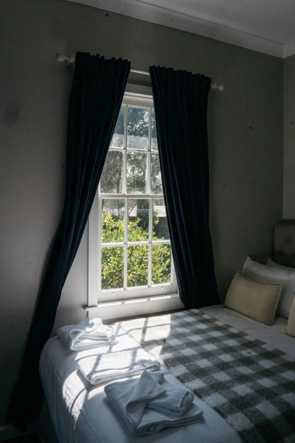 Bed in Bundanoon Hotel