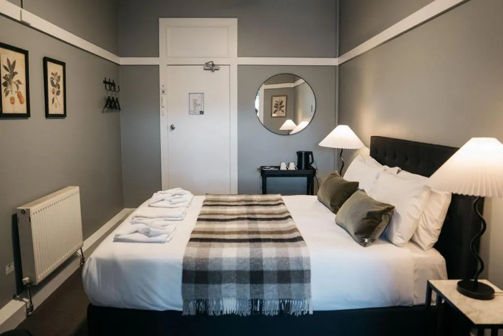 Bed in Bundanoon Hotel