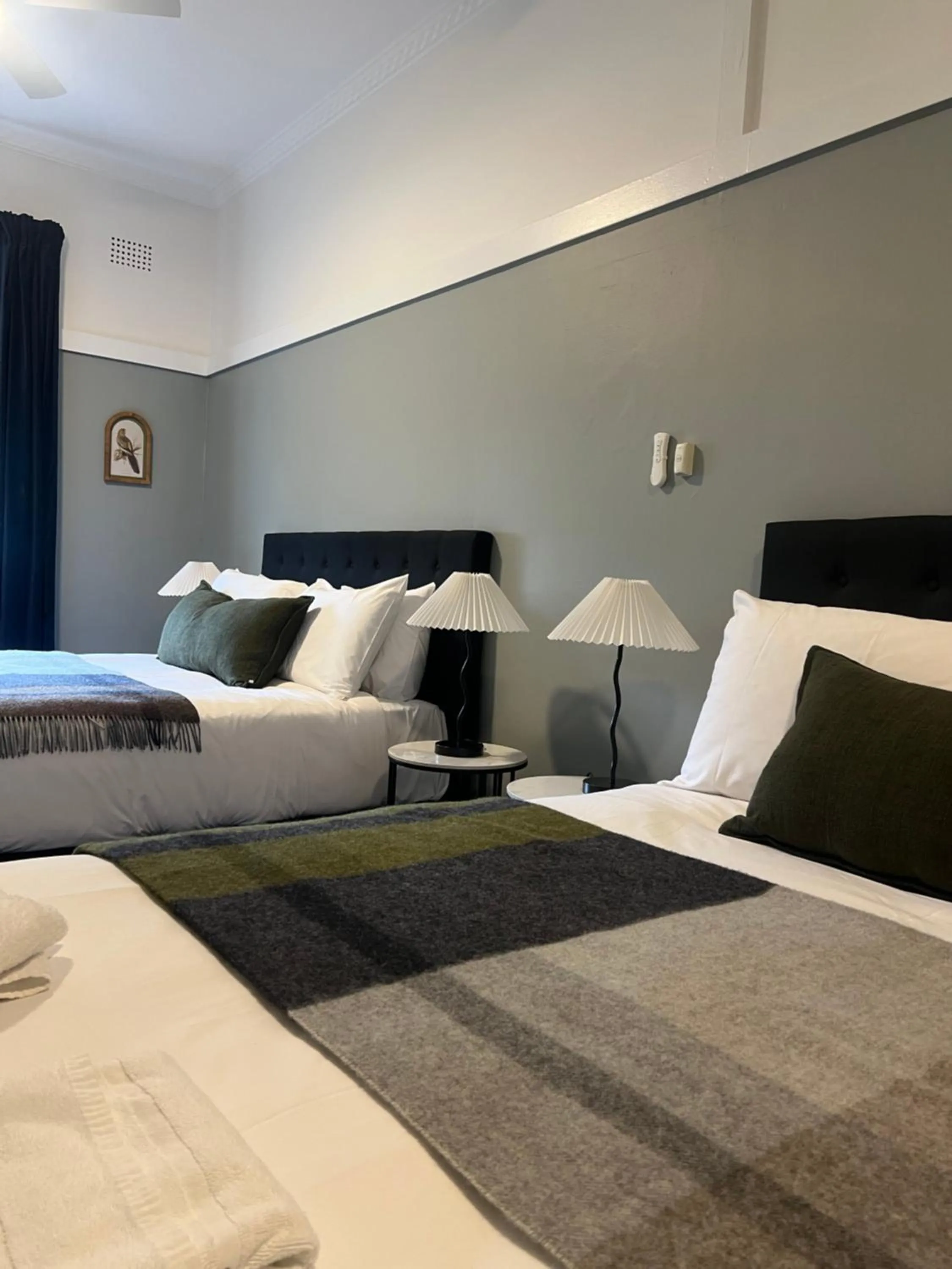 Bed in Bundanoon Hotel