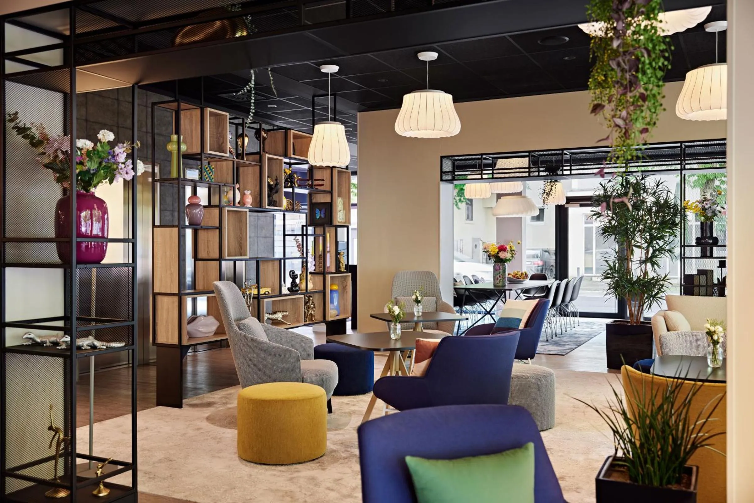 Lounge or bar in LEGERE EXPRESS Tuttlingen