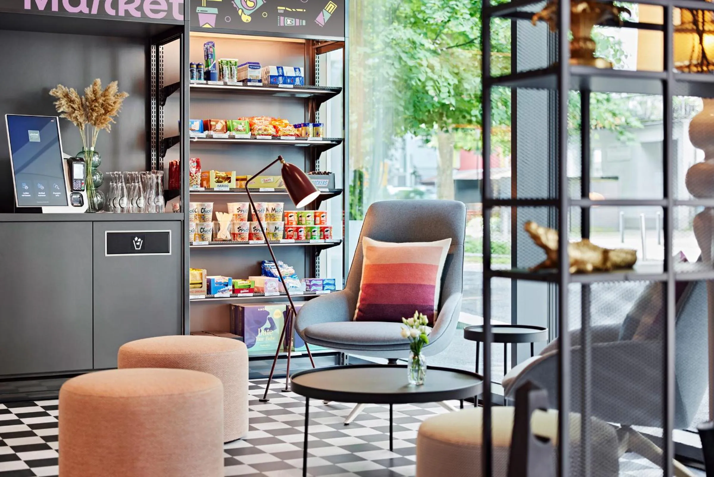 Lobby or reception in LEGERE EXPRESS Tuttlingen