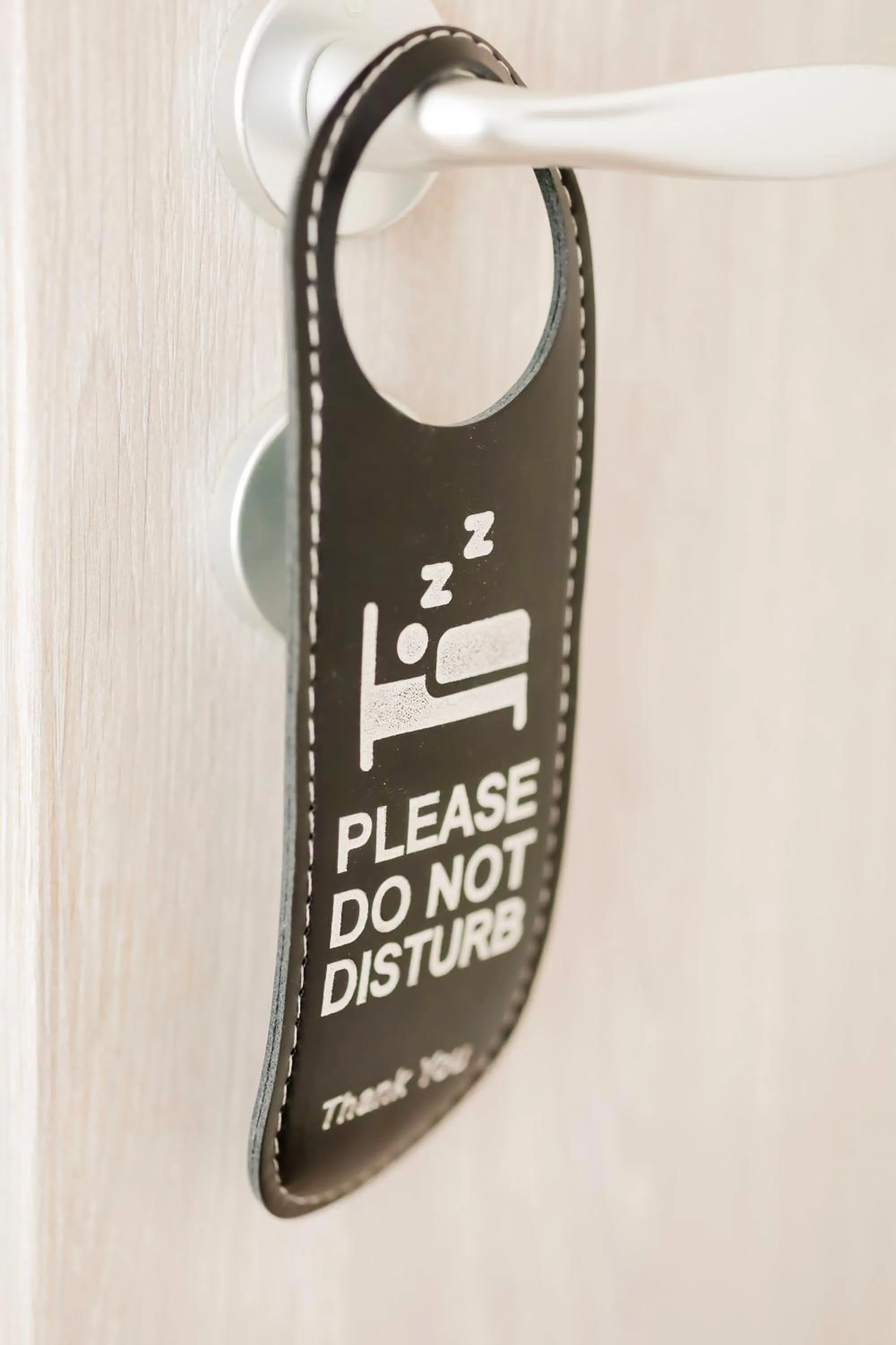 Logo/Certificate/Sign in London Rooms Zagreb Airport