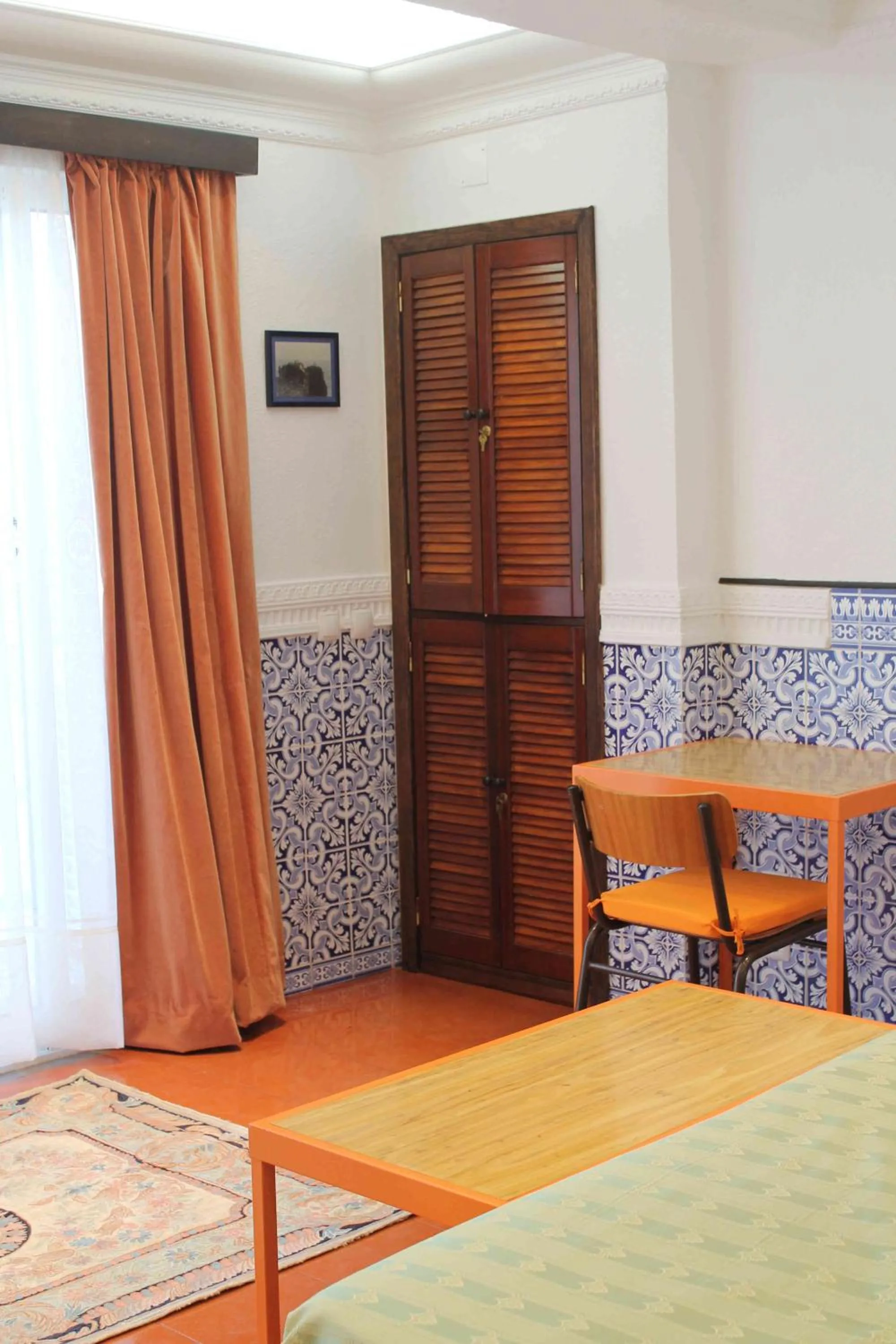 Seating area in Cascais Jasmim Doce