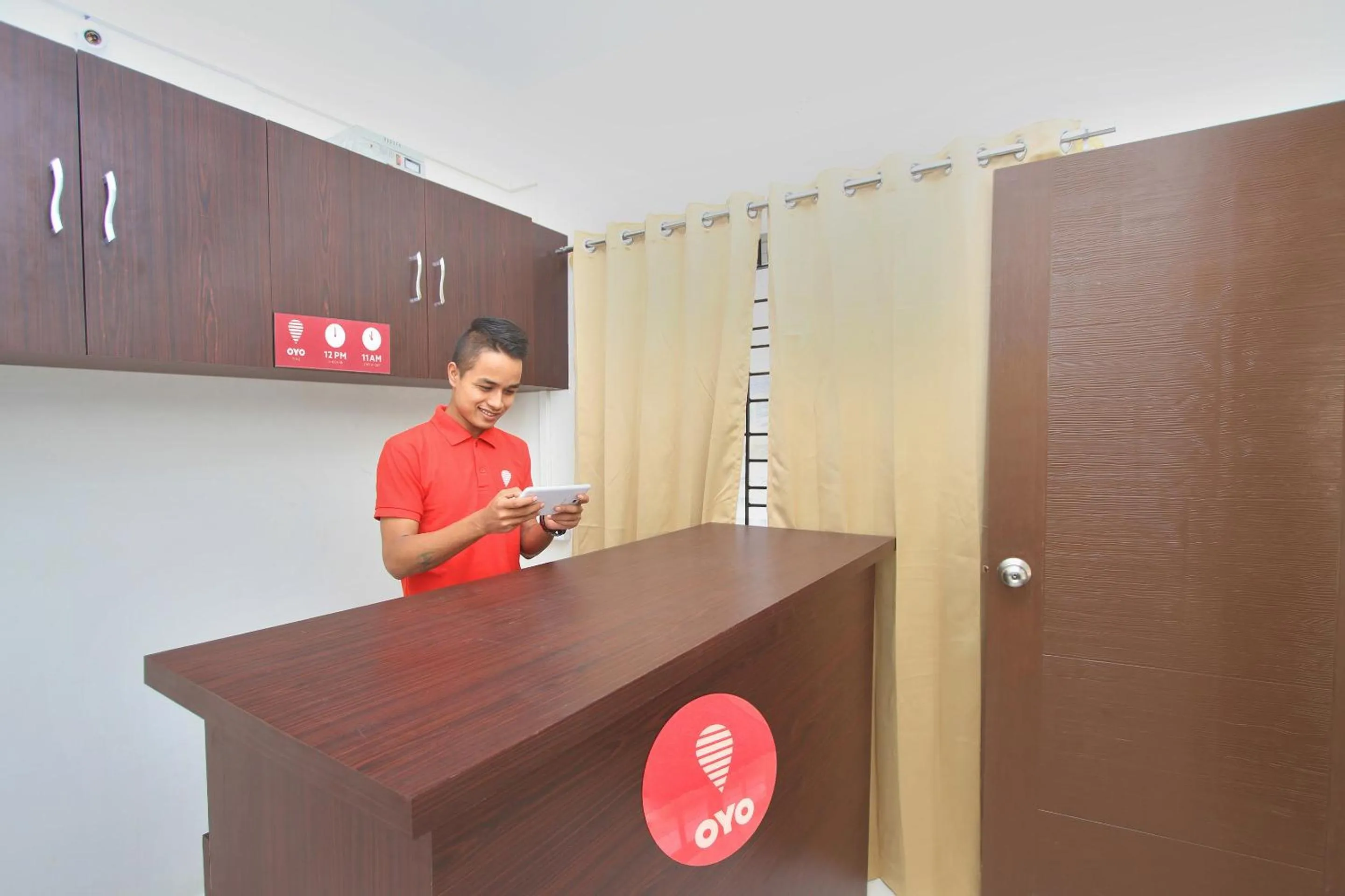 Lobby or reception in Hotel O Manu Residency