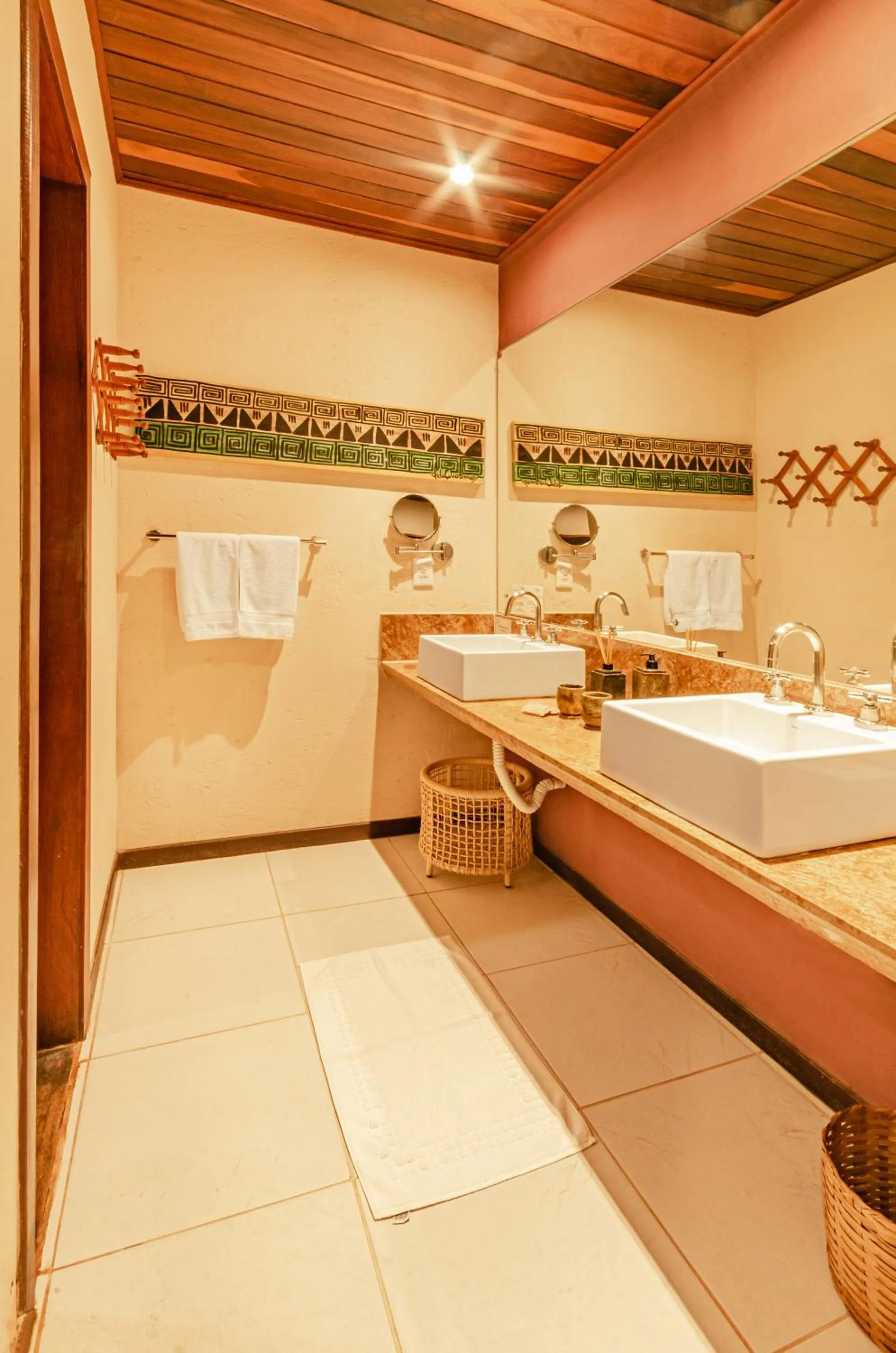 Bathroom in Hotel Ponta do Madeiro