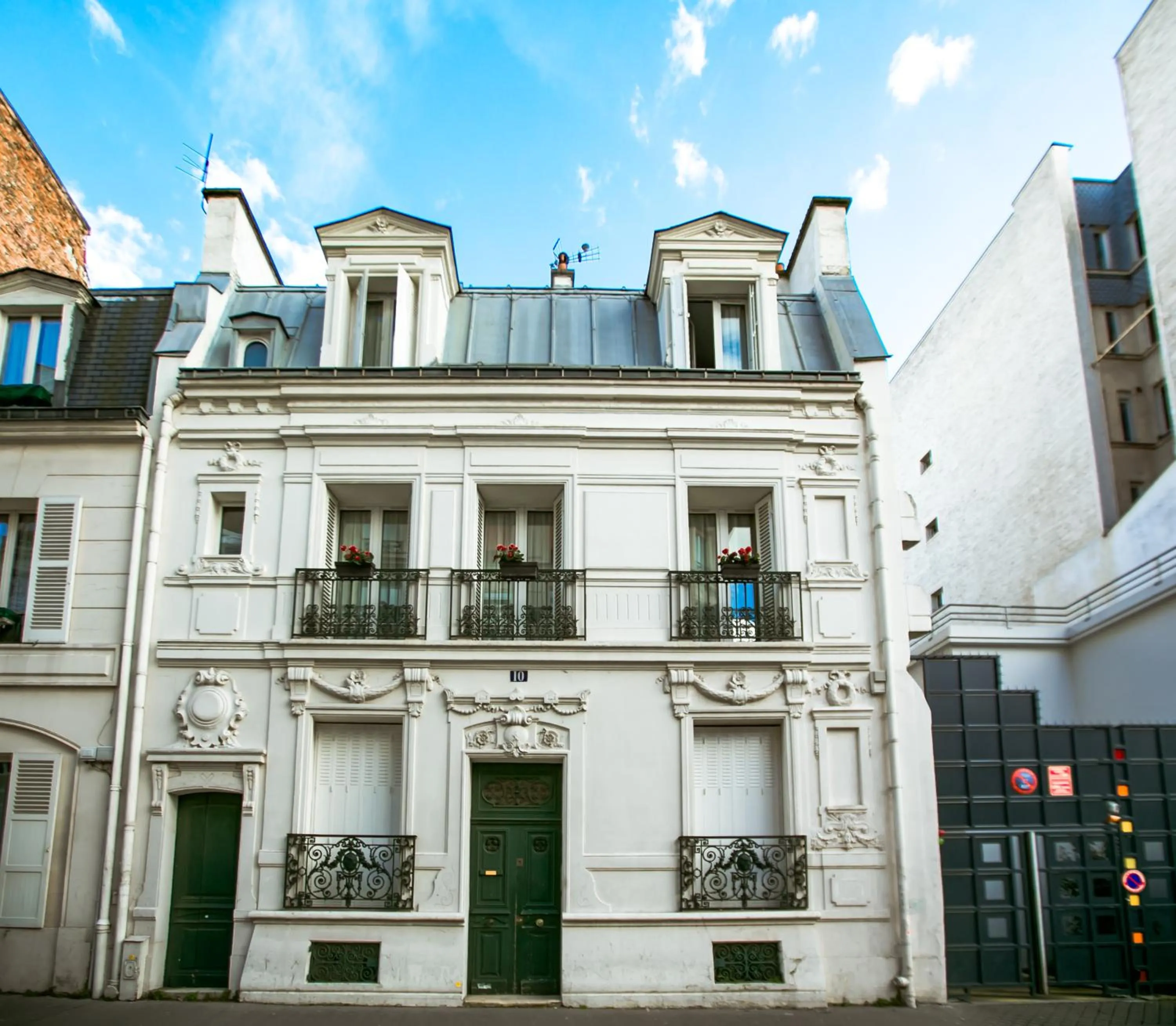 Facade/entrance in La Maison Gobert Paris Hotel Particulier