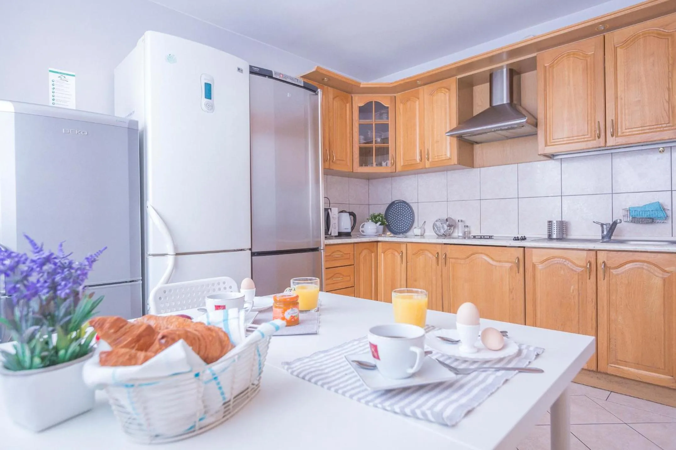 Communal kitchen in Kujawska Rooms