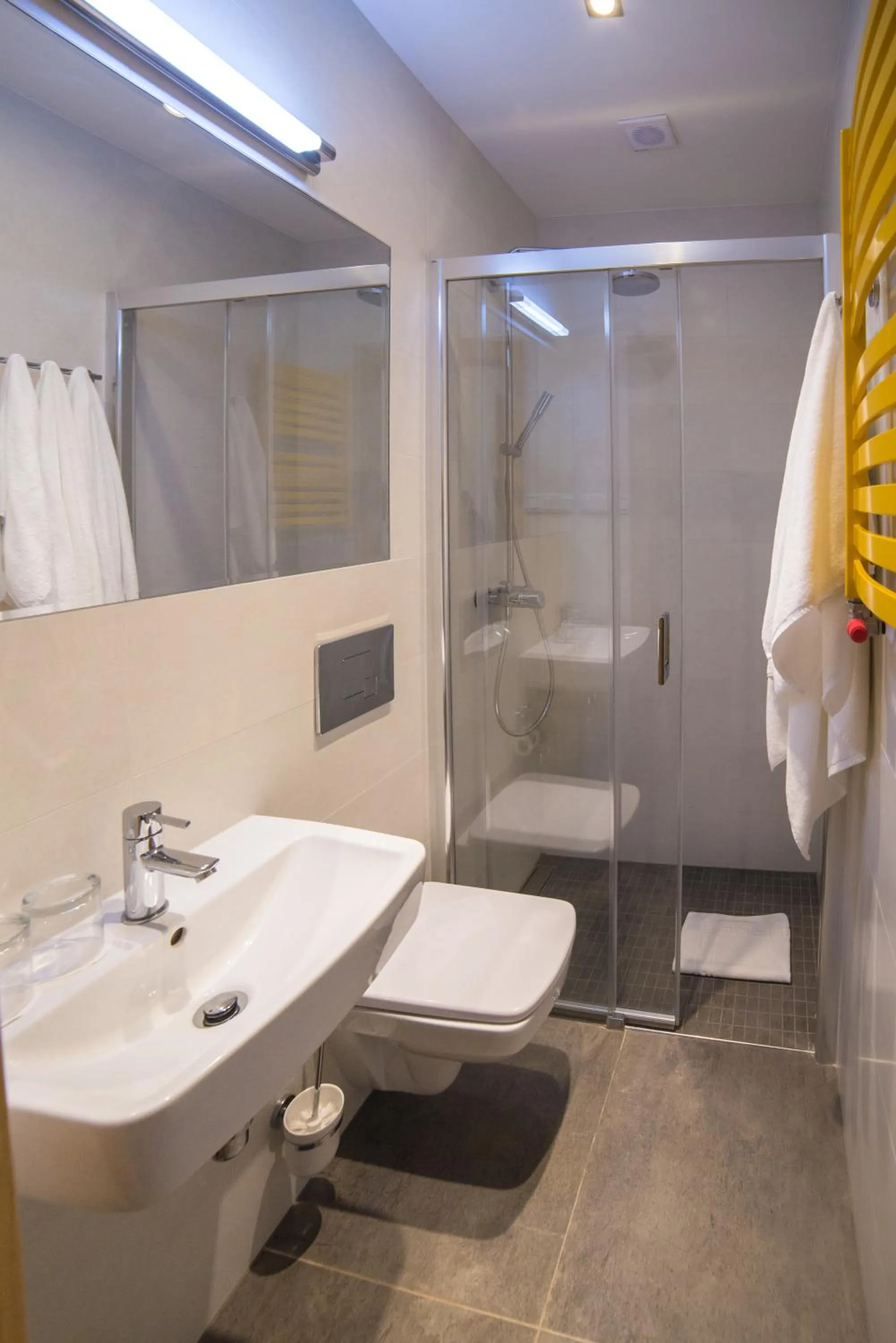 Bathroom in Hotel Arte