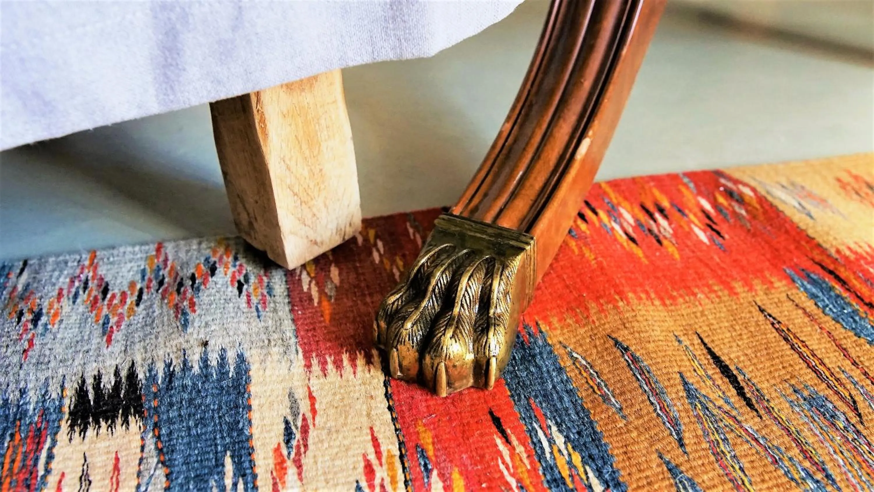 Decorative detail in Casona Granado