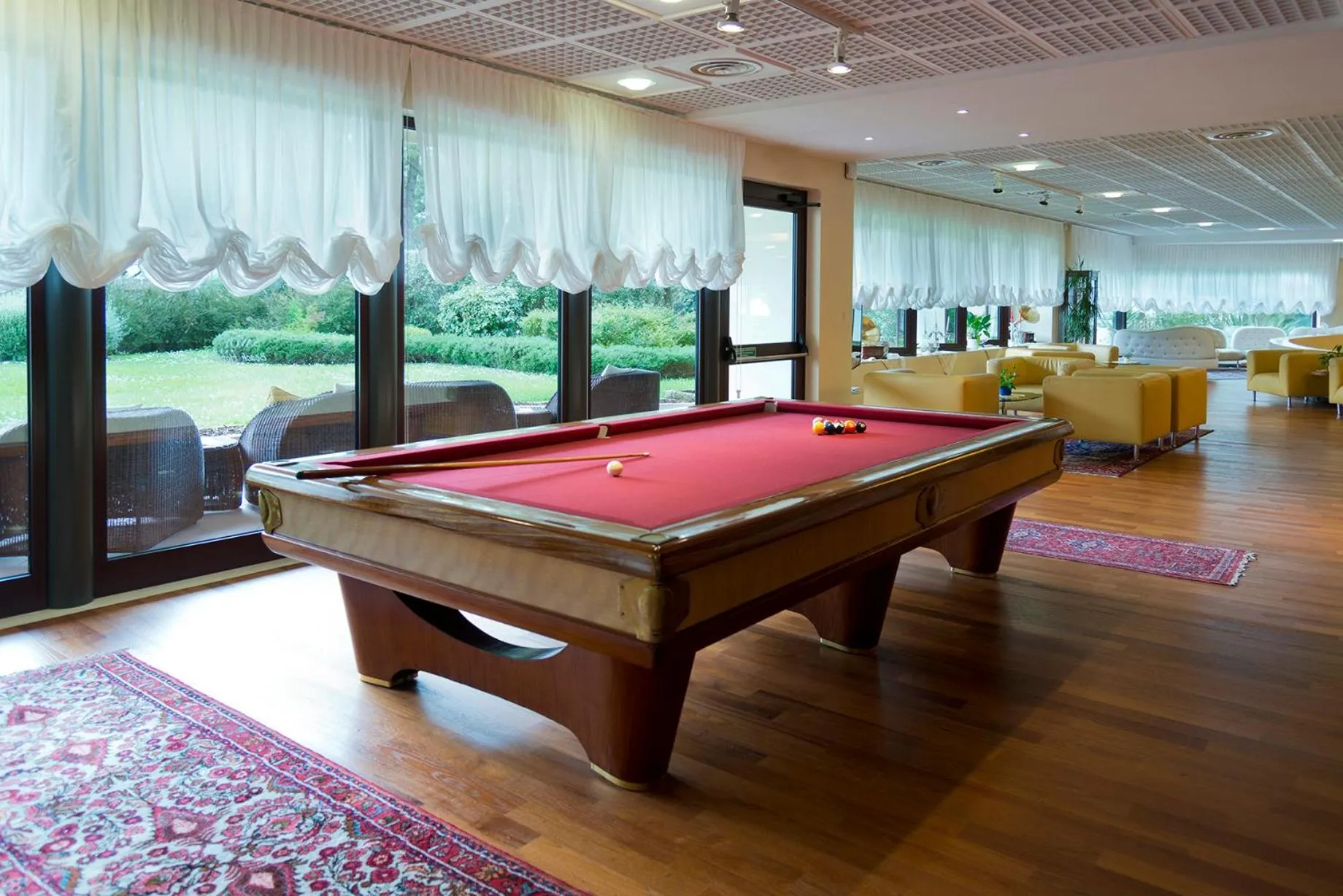 Billiard in Savoy Beach Hotel & Thermal Spa