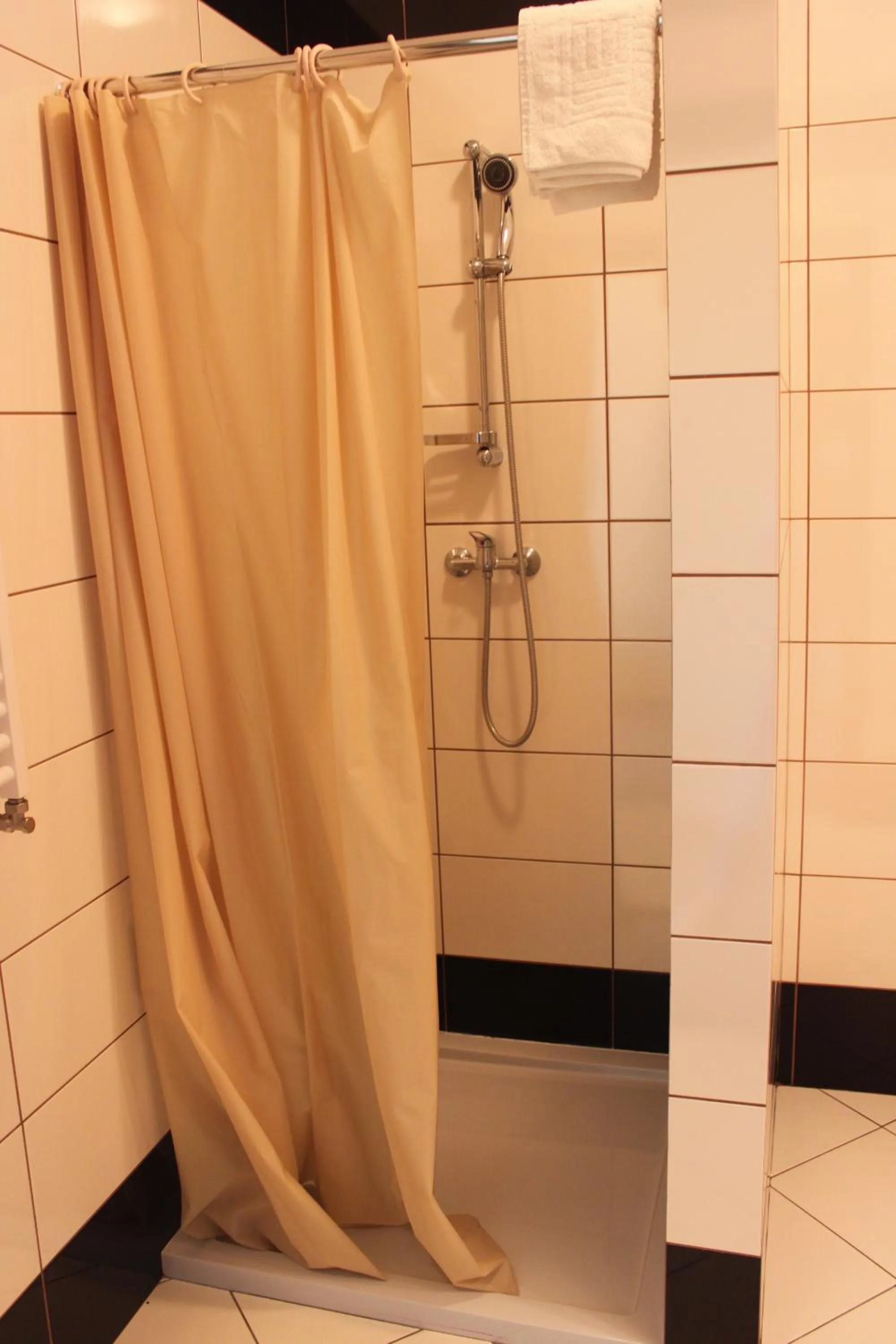 Shower in Gościniec Legenda