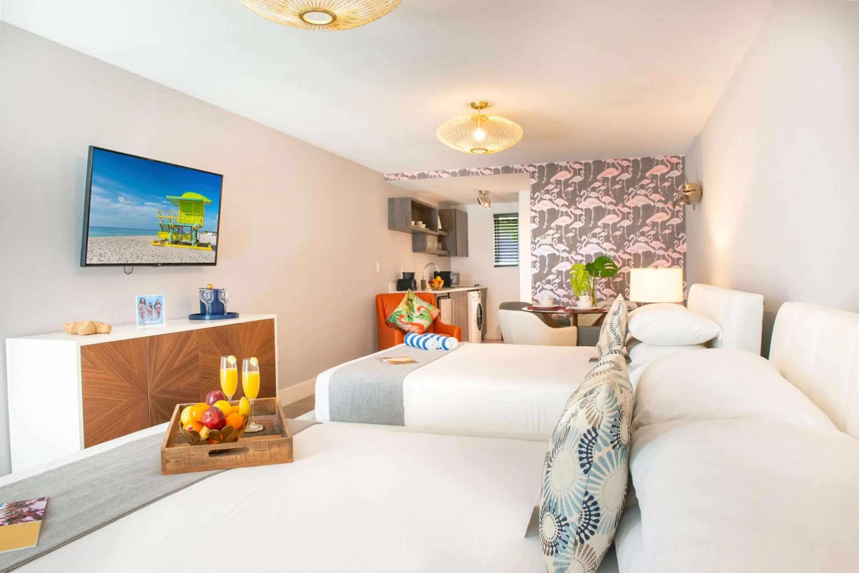 Bed in Waterside Hotel and Suites