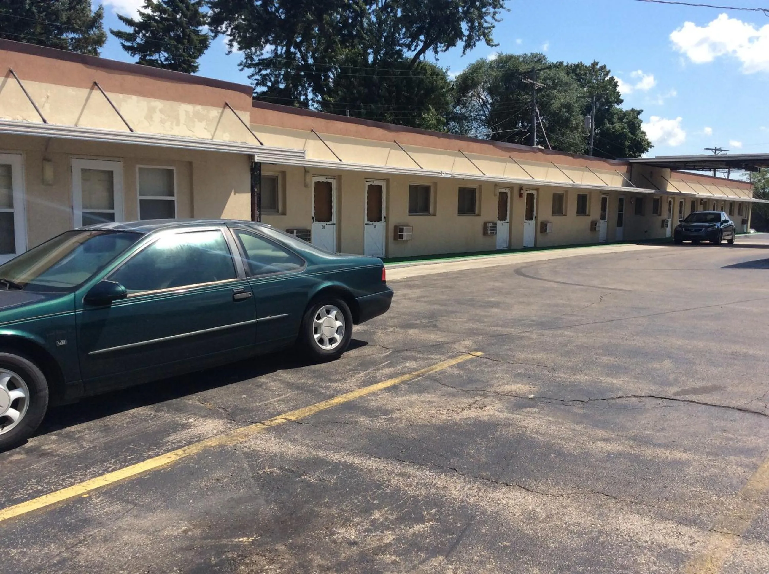 Property building in West Motel