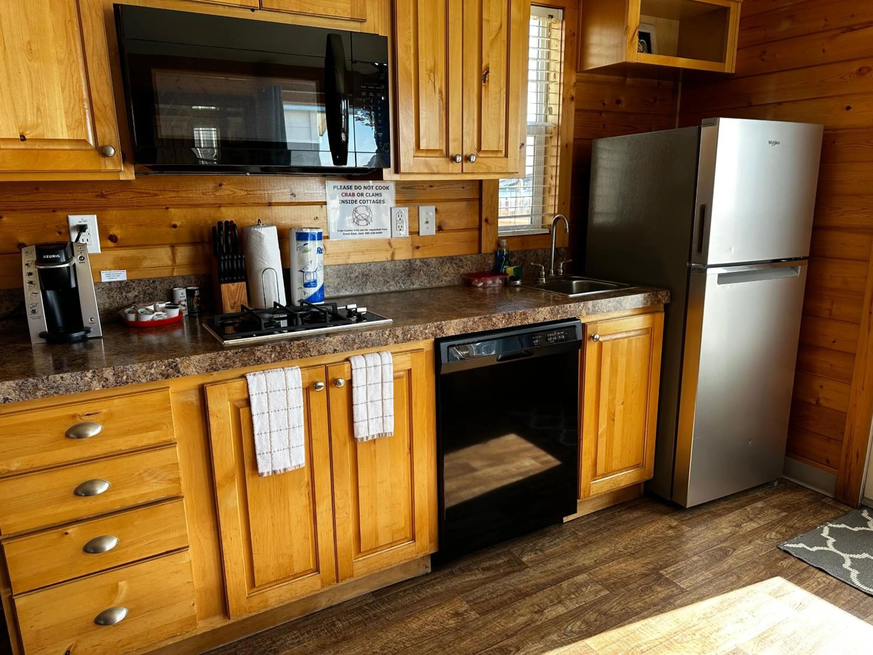 kitchen in Westport Marina Cottages