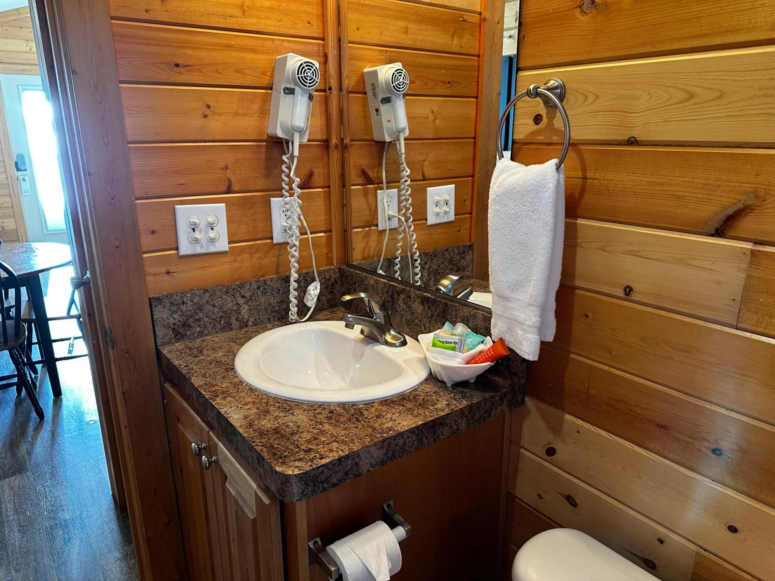 Bathroom in Westport Marina Cottages