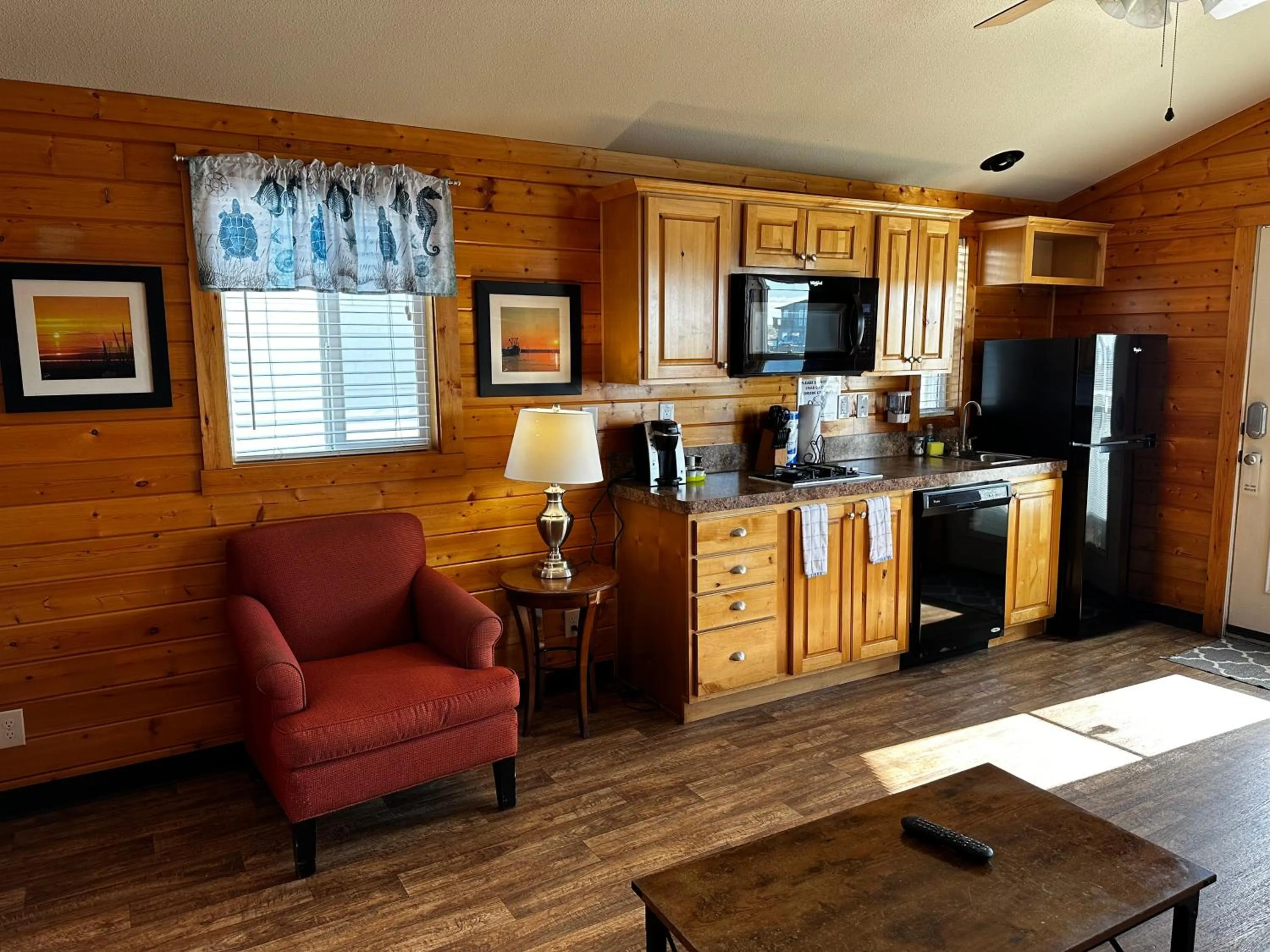 kitchen in Westport Marina Cottages
