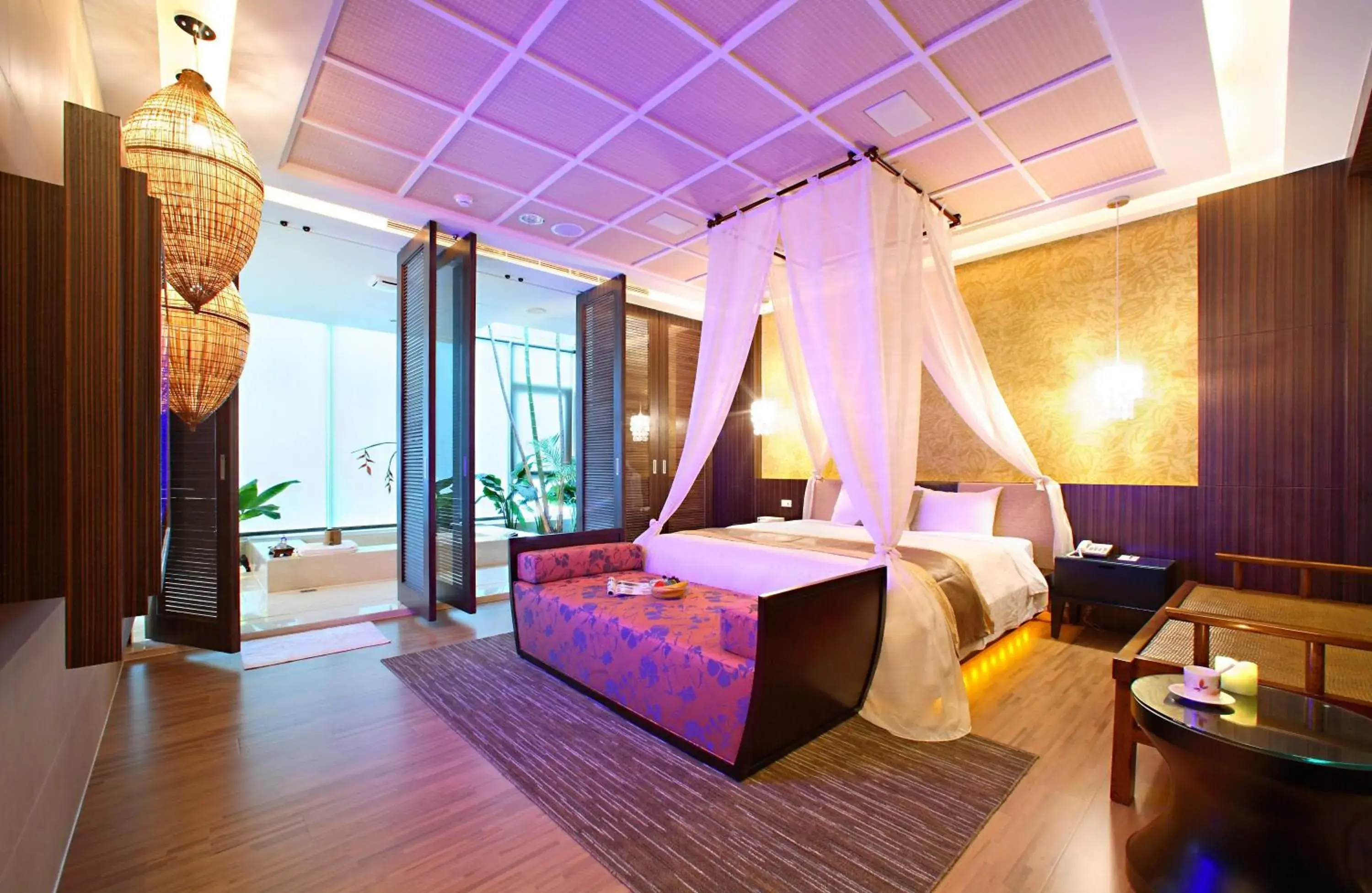 Standard Queen Room (Check-in after 15:00) in Changhua Laurel Boutique Motel Standard Queen Room (Check-in after 15:00) in Changhua Laurel Boutique Motel