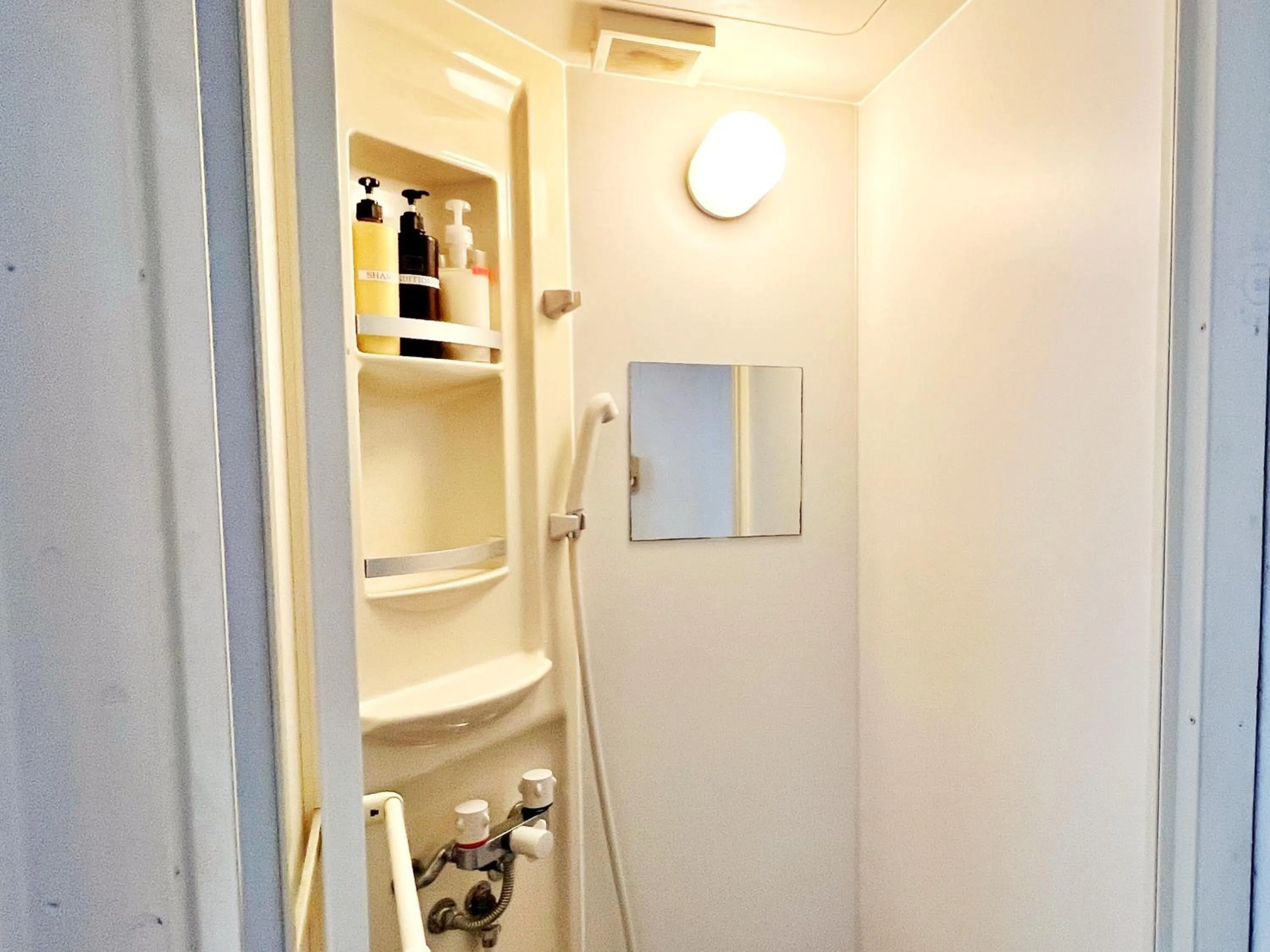 Shower in Edo Tokyo Hostel