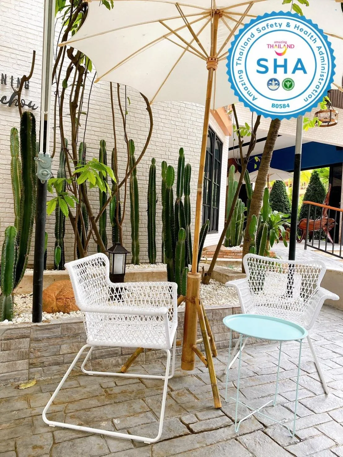 Property building in Jomtien Longstay Hotel - SHA Plus Certified