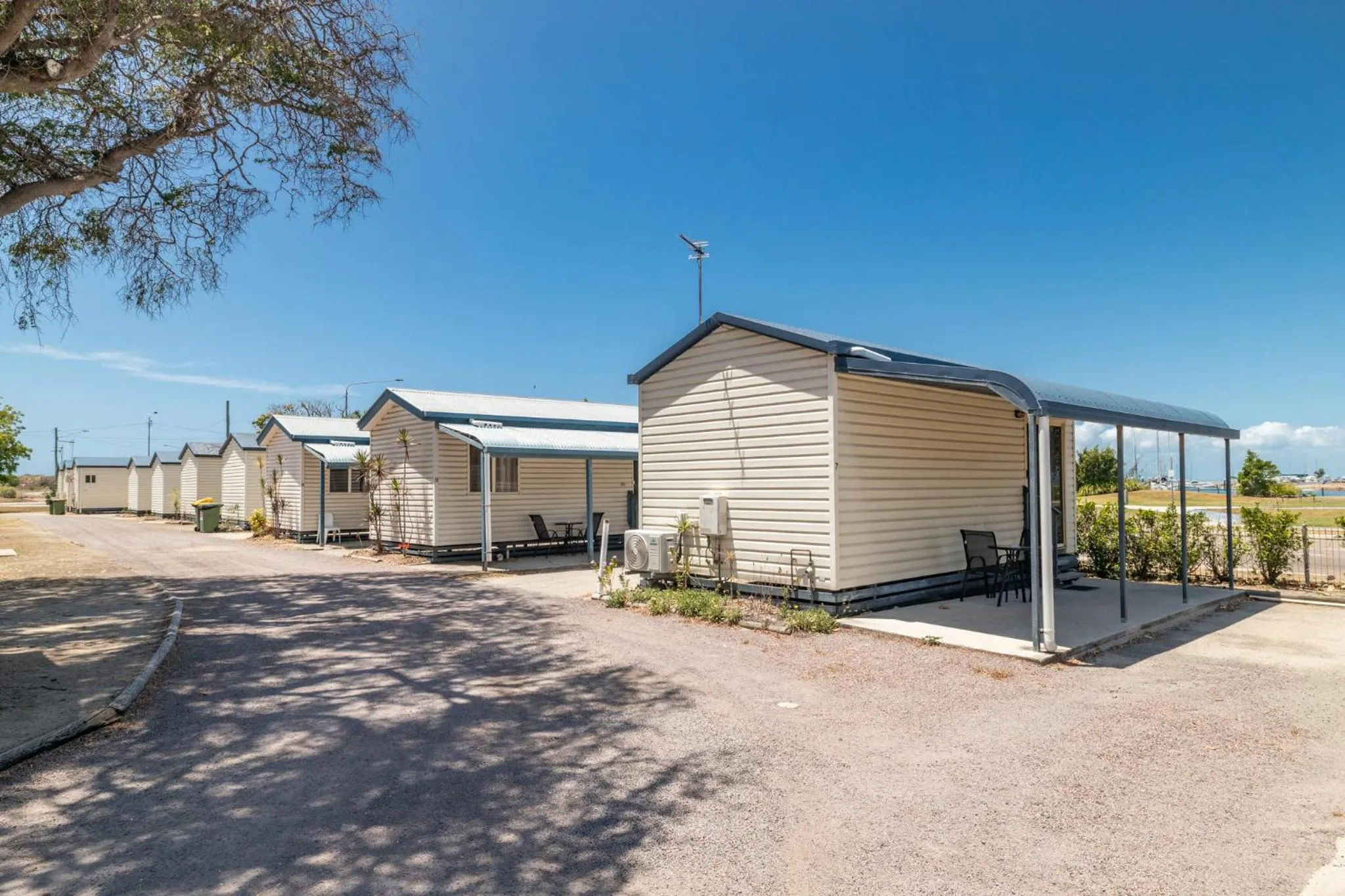 Property building in Harbour Lights Tourist Park