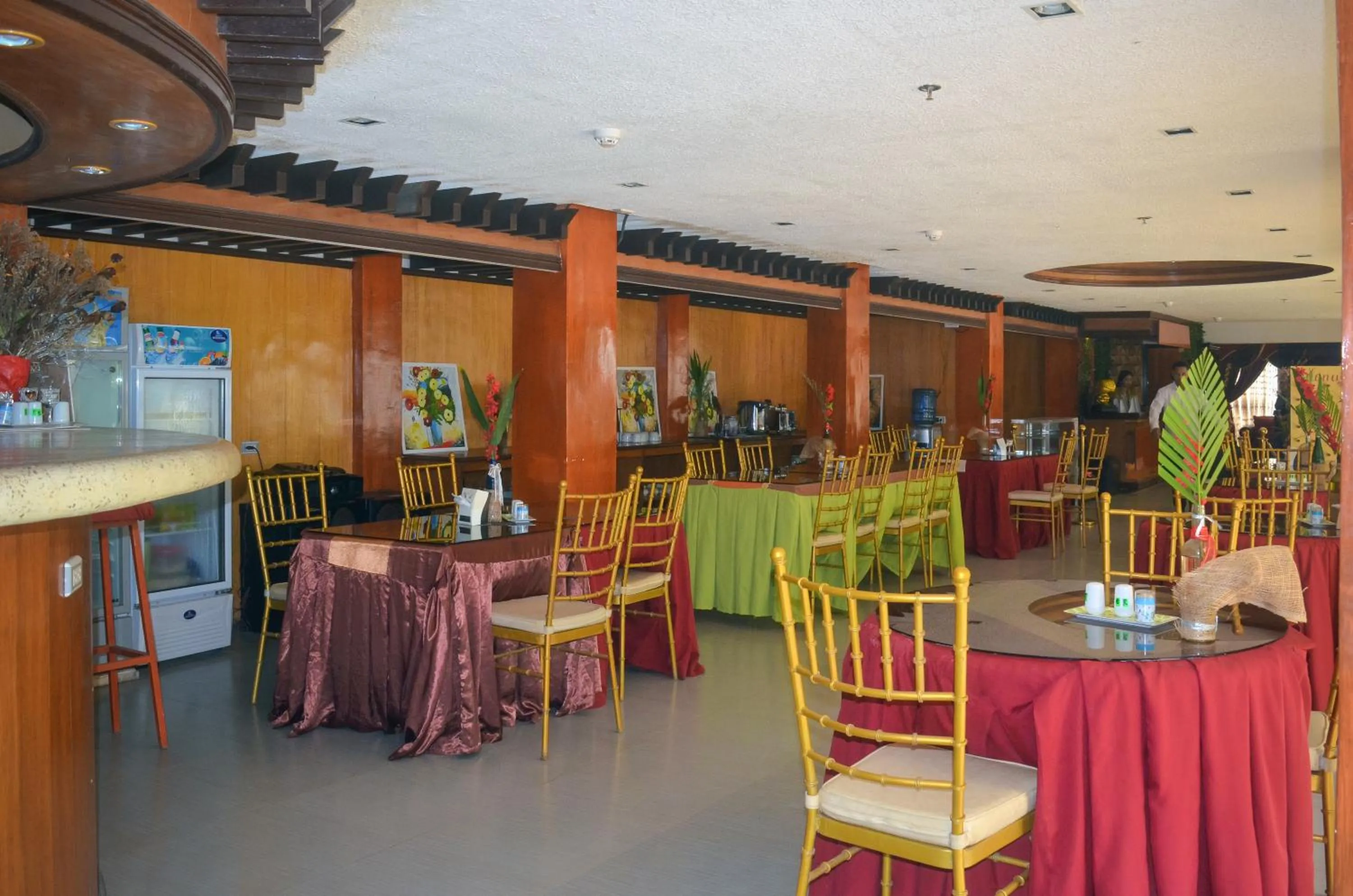 Restaurant/places to eat in Villa Israel Ecopark El Nido