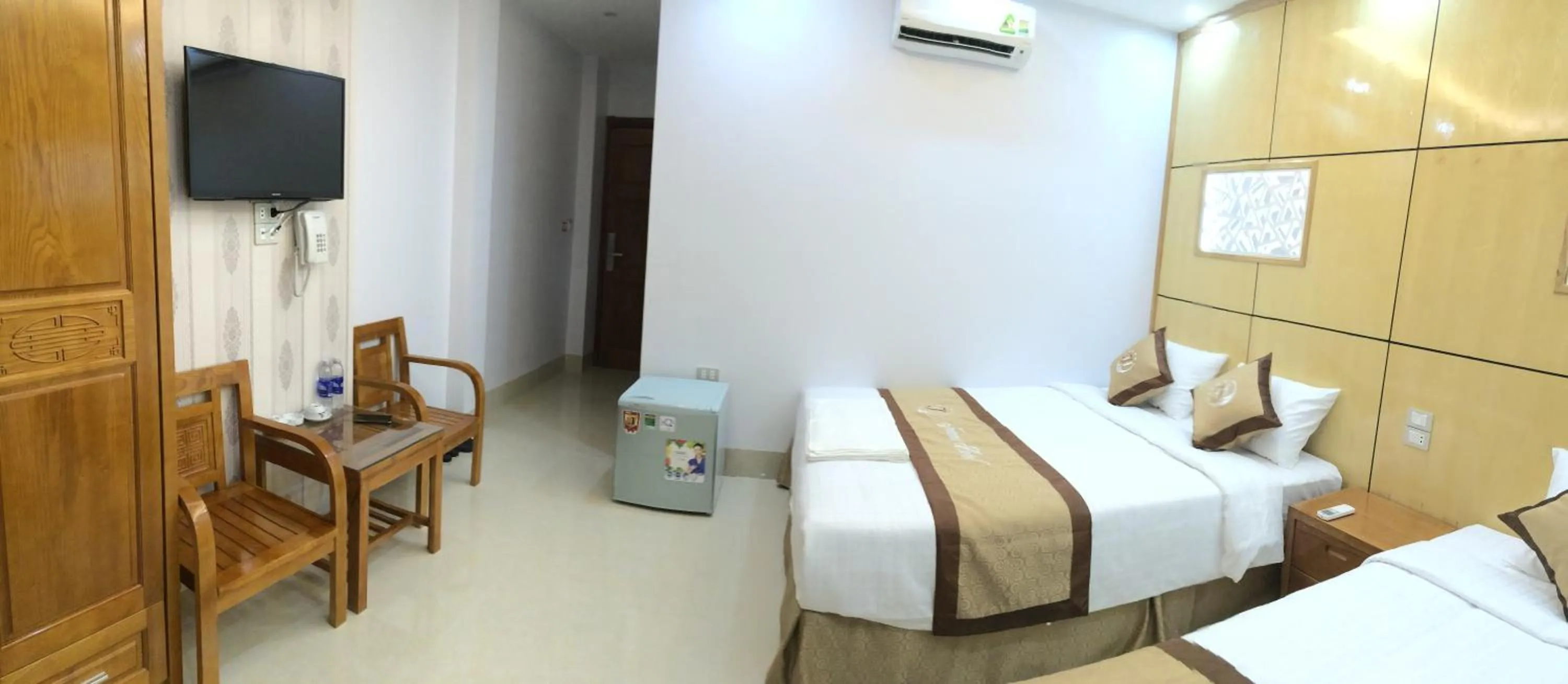 Decorative detail, Bed in Jeanne Hotel