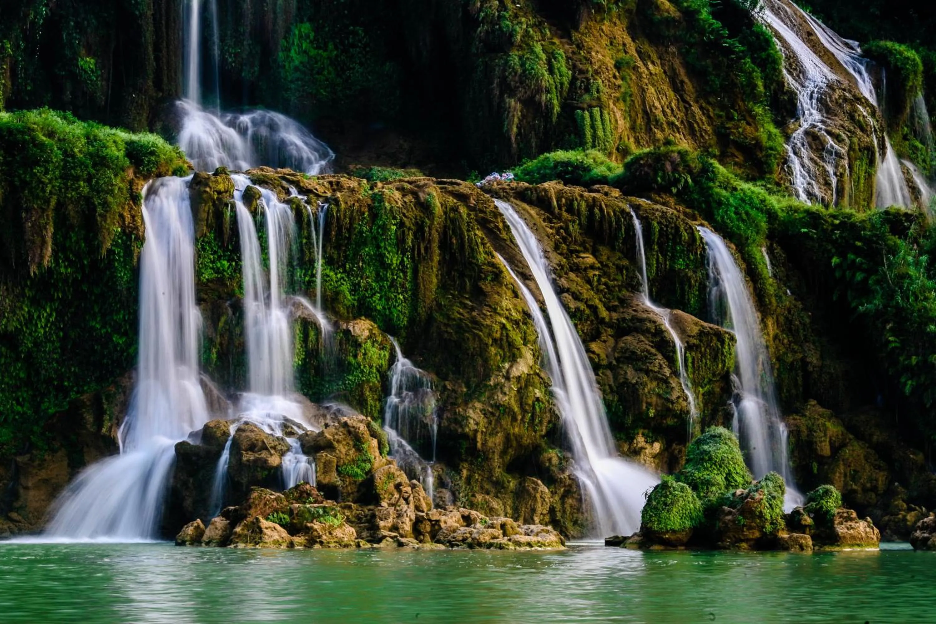 Nearby landmark in Jeanne Hotel