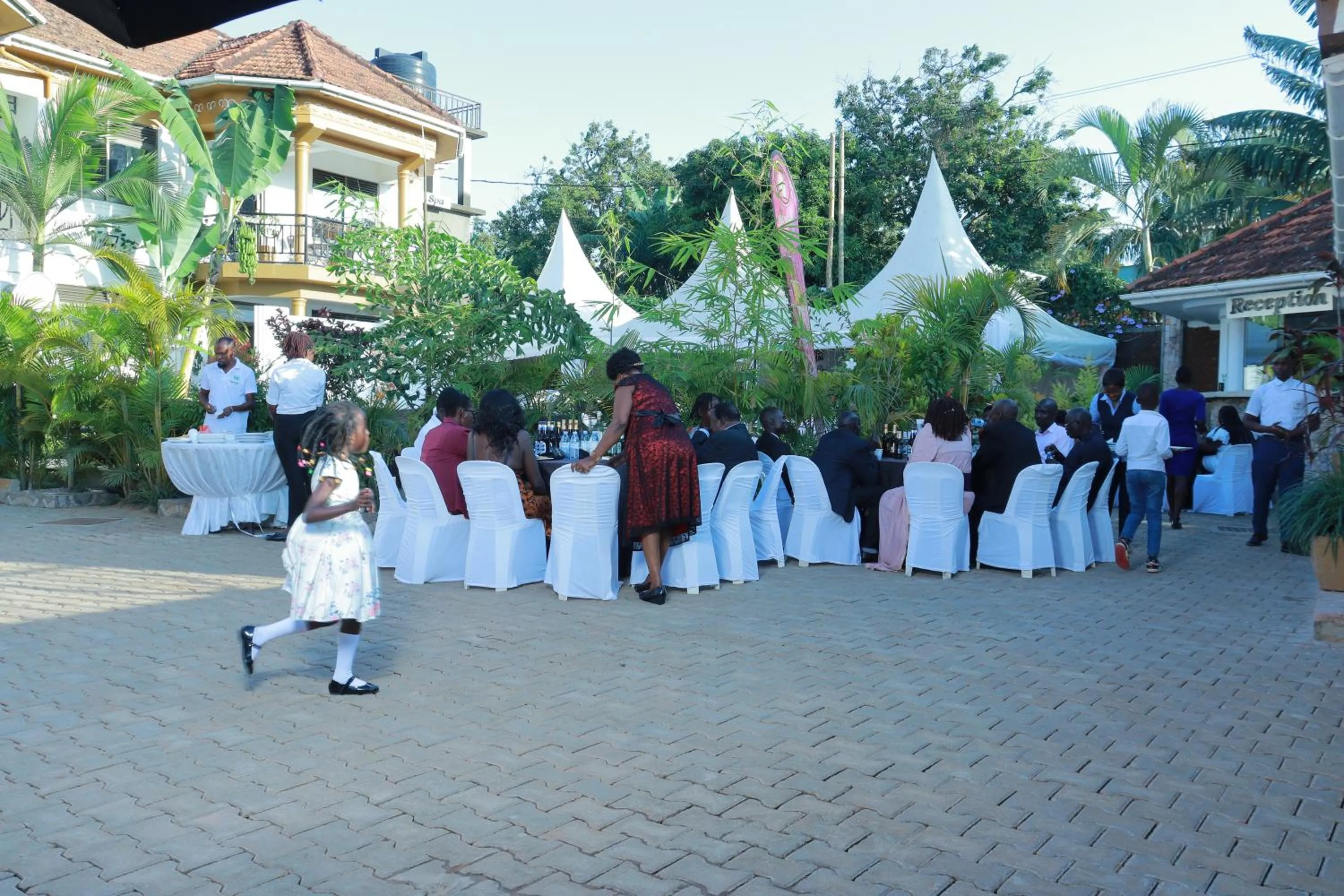 Staff in Mowicribs Hotel and Spa