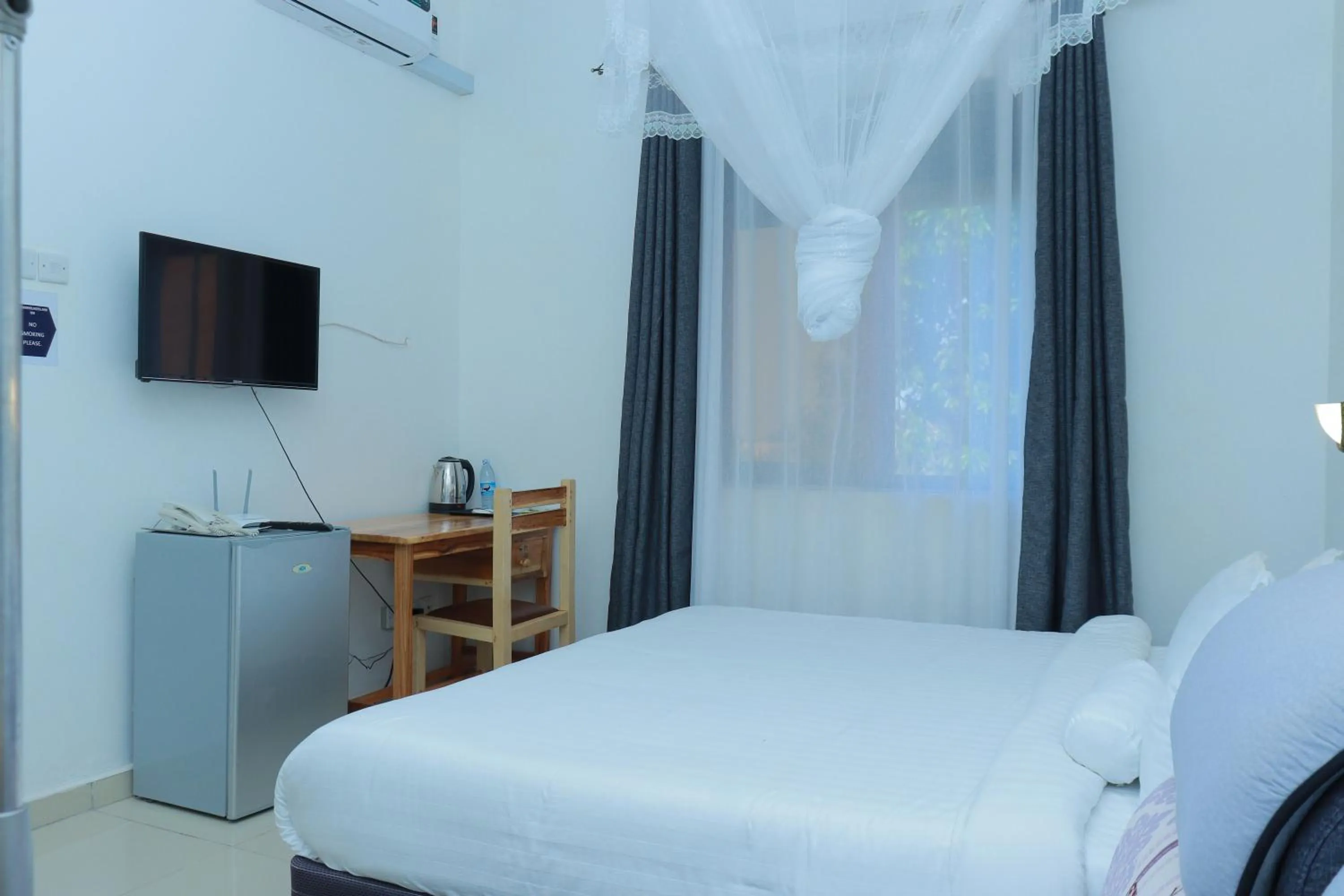 TV and multimedia, Bed in Mowicribs Hotel and Spa