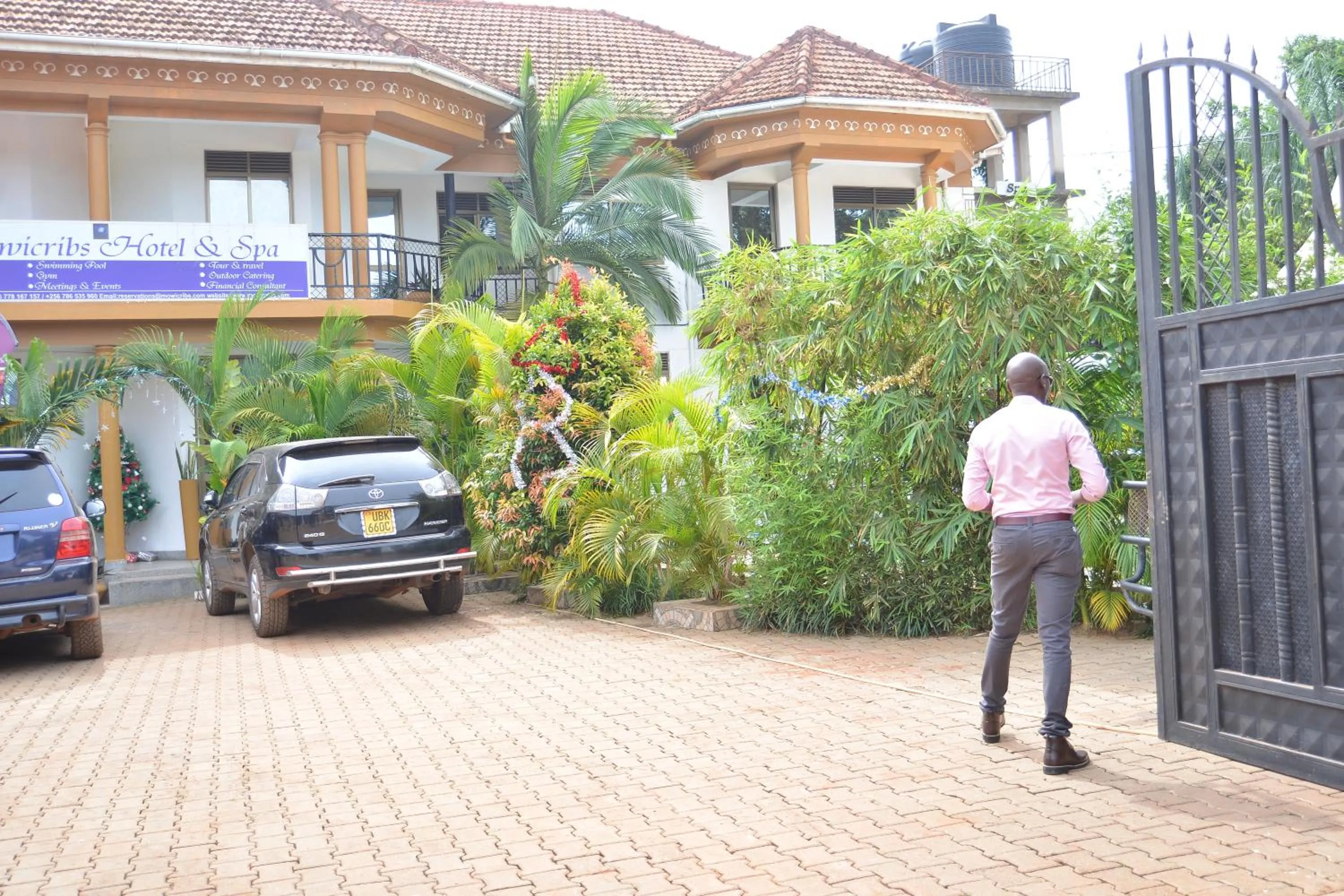 Property building in Mowicribs Hotel and Spa