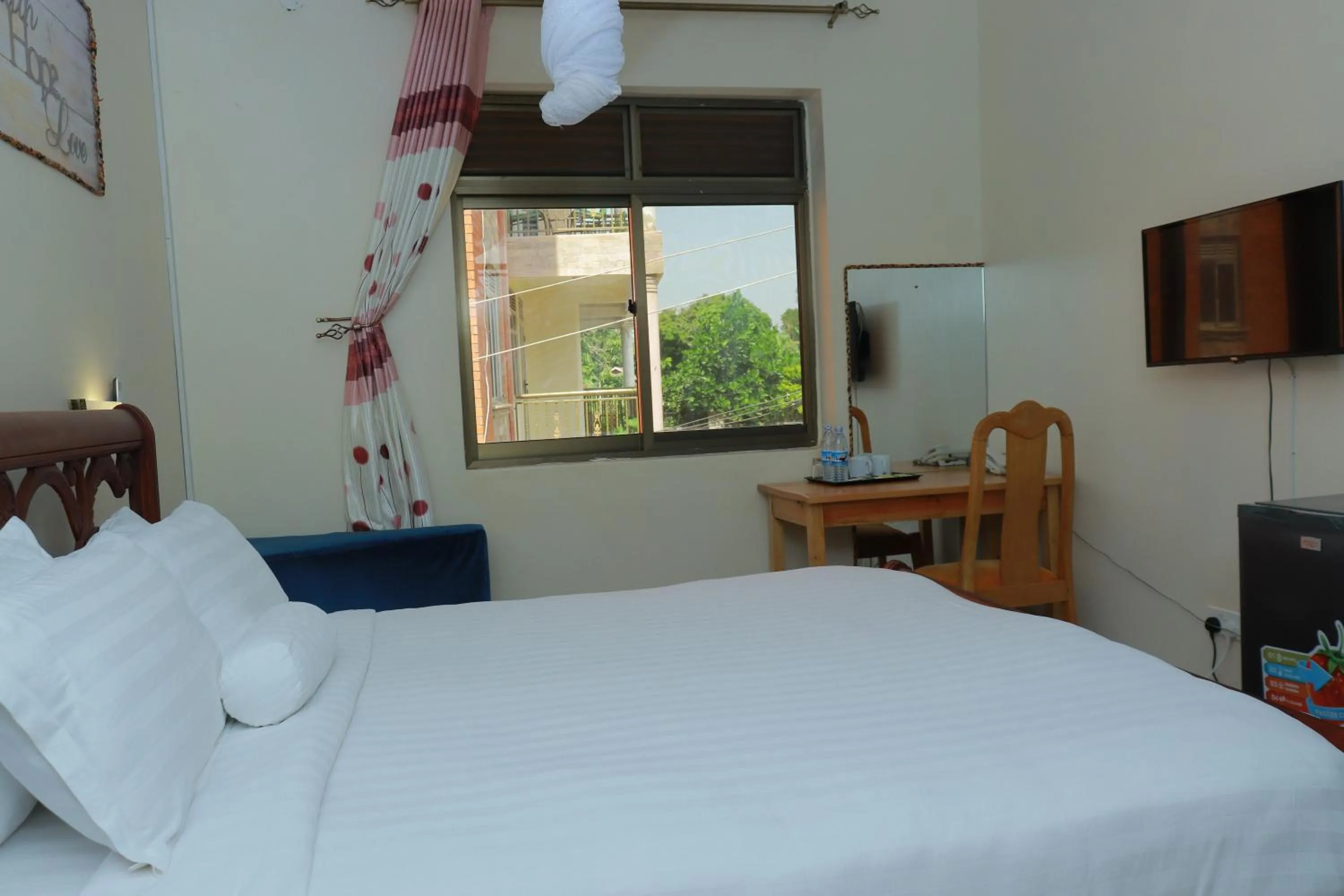 Bed in Mowicribs Hotel and Spa