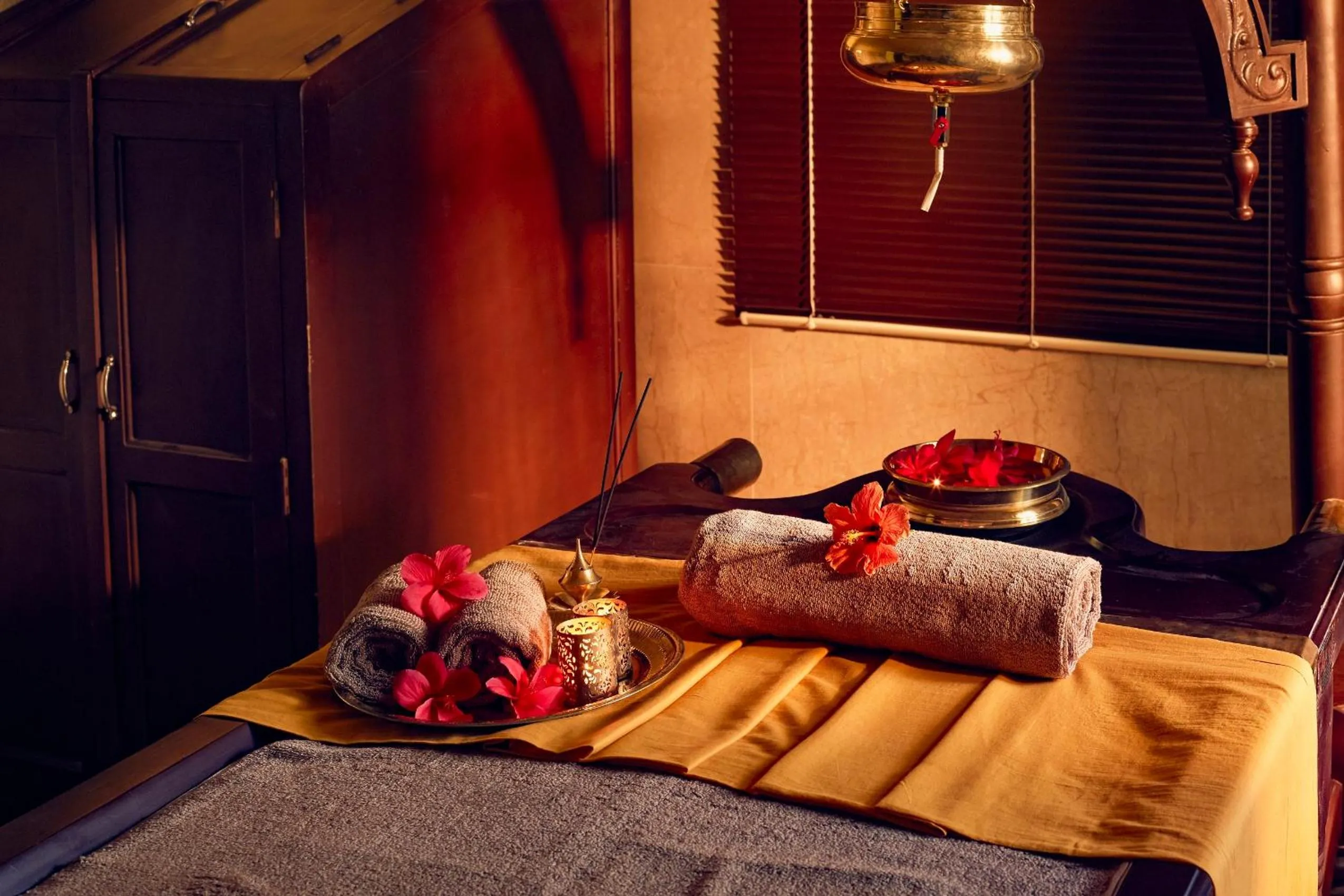 Spa and wellness centre/facilities, Bed in Sterling Anaikatti