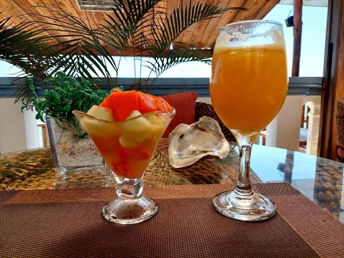 Food and drinks in Hotel Residencial Ramire-Tour