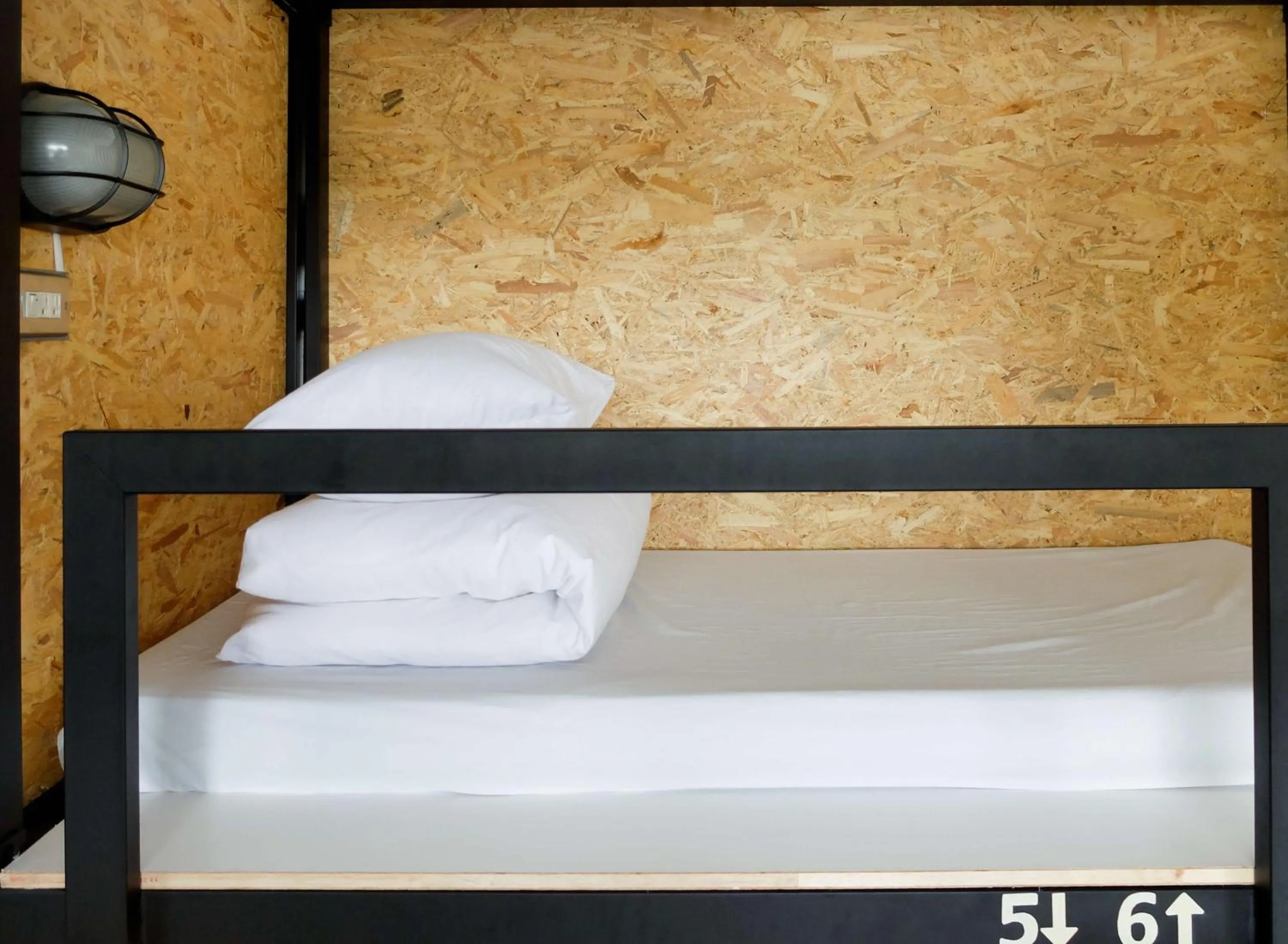 Bed in Old Man Captain