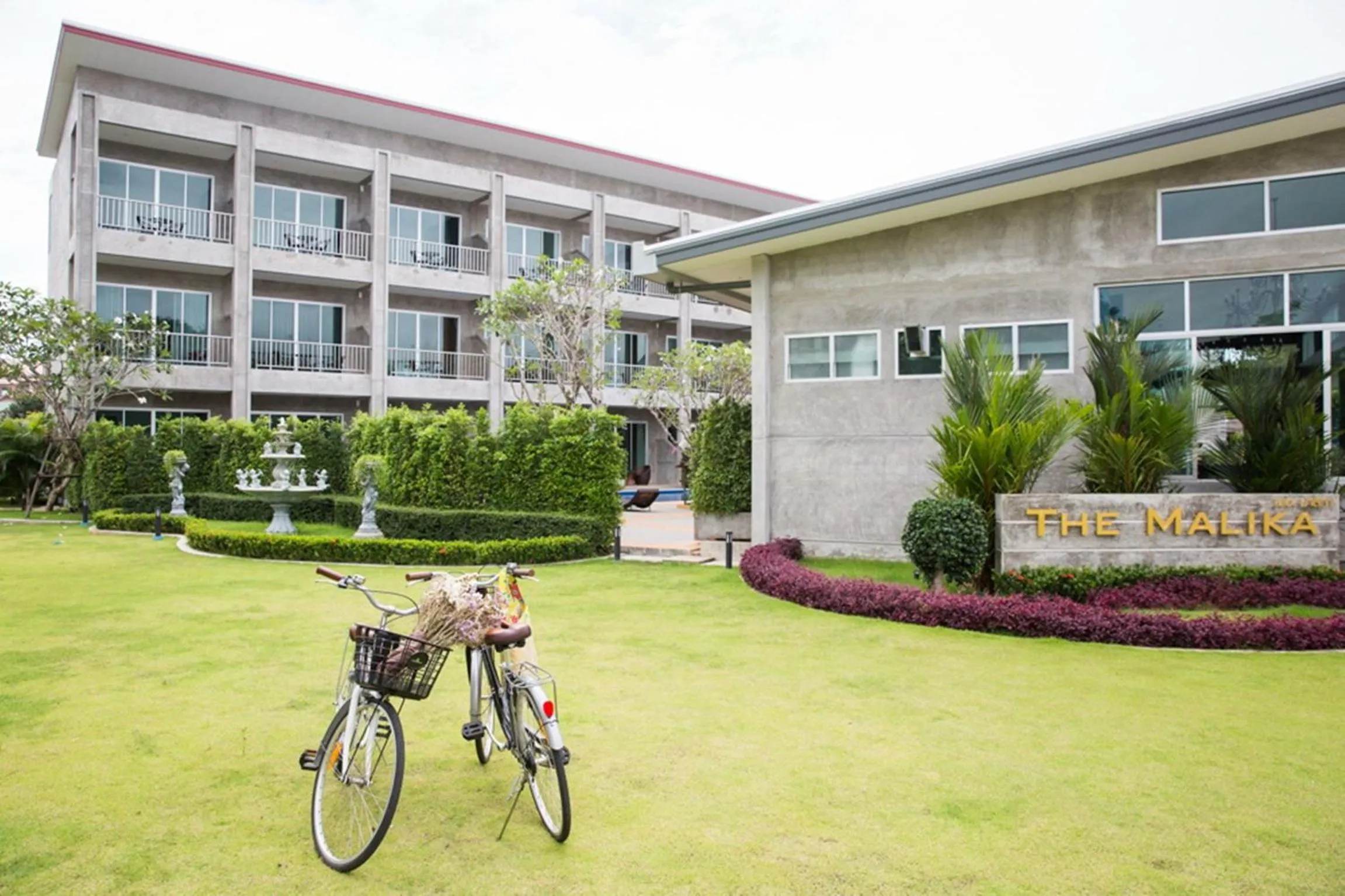 Garden in The Malika Hotel - SHA Extra Plus