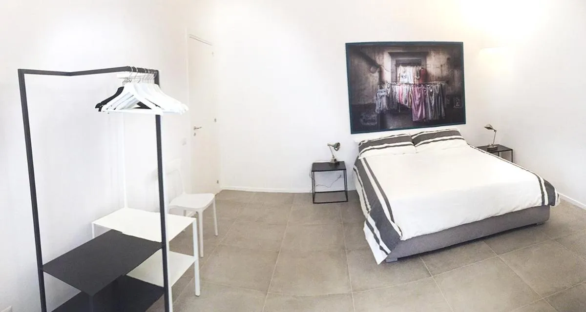 Photo of the whole room, Bed in Decumano 23