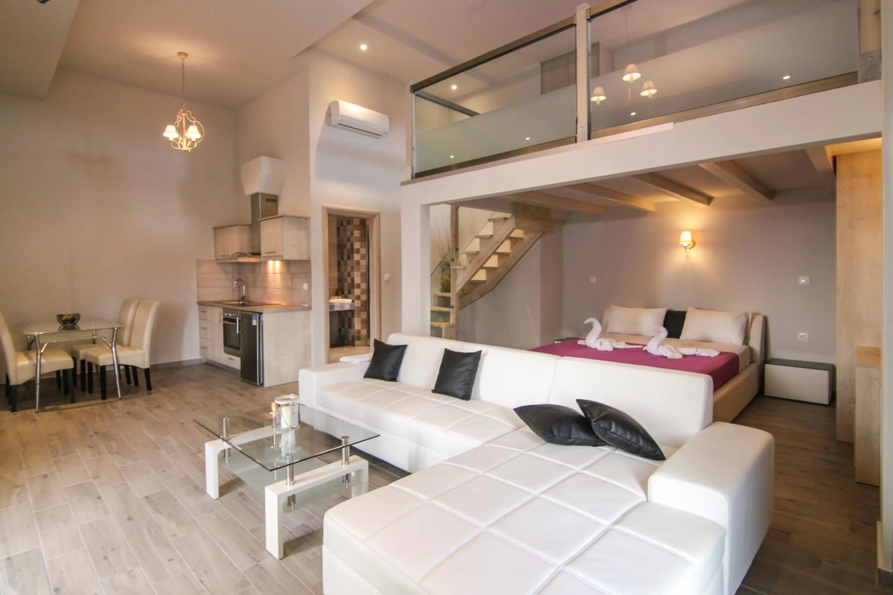 Tereza's Sunset Hotel