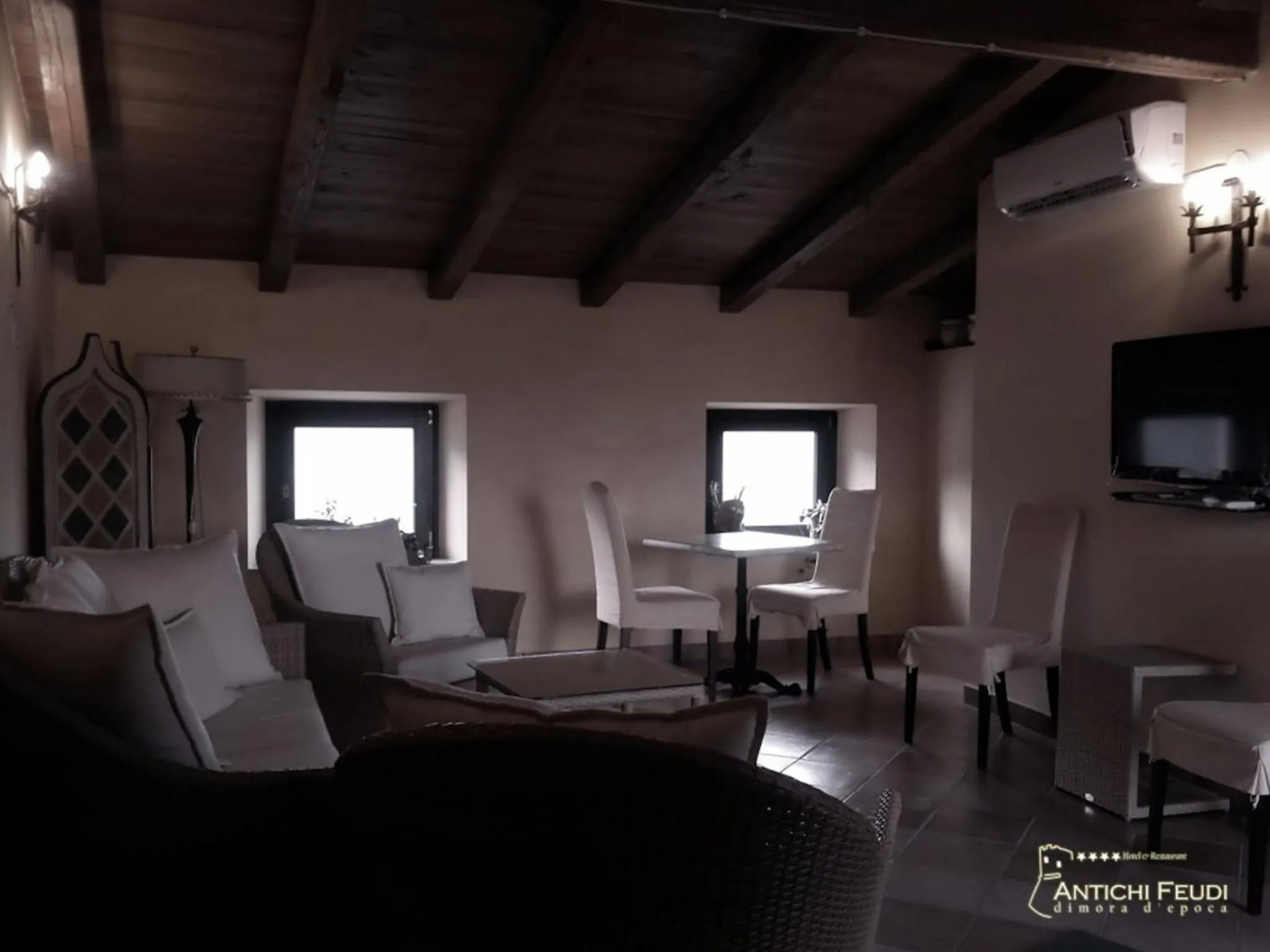 Communal lounge/ TV room in Antichi Feudi Dimora D'Epoca