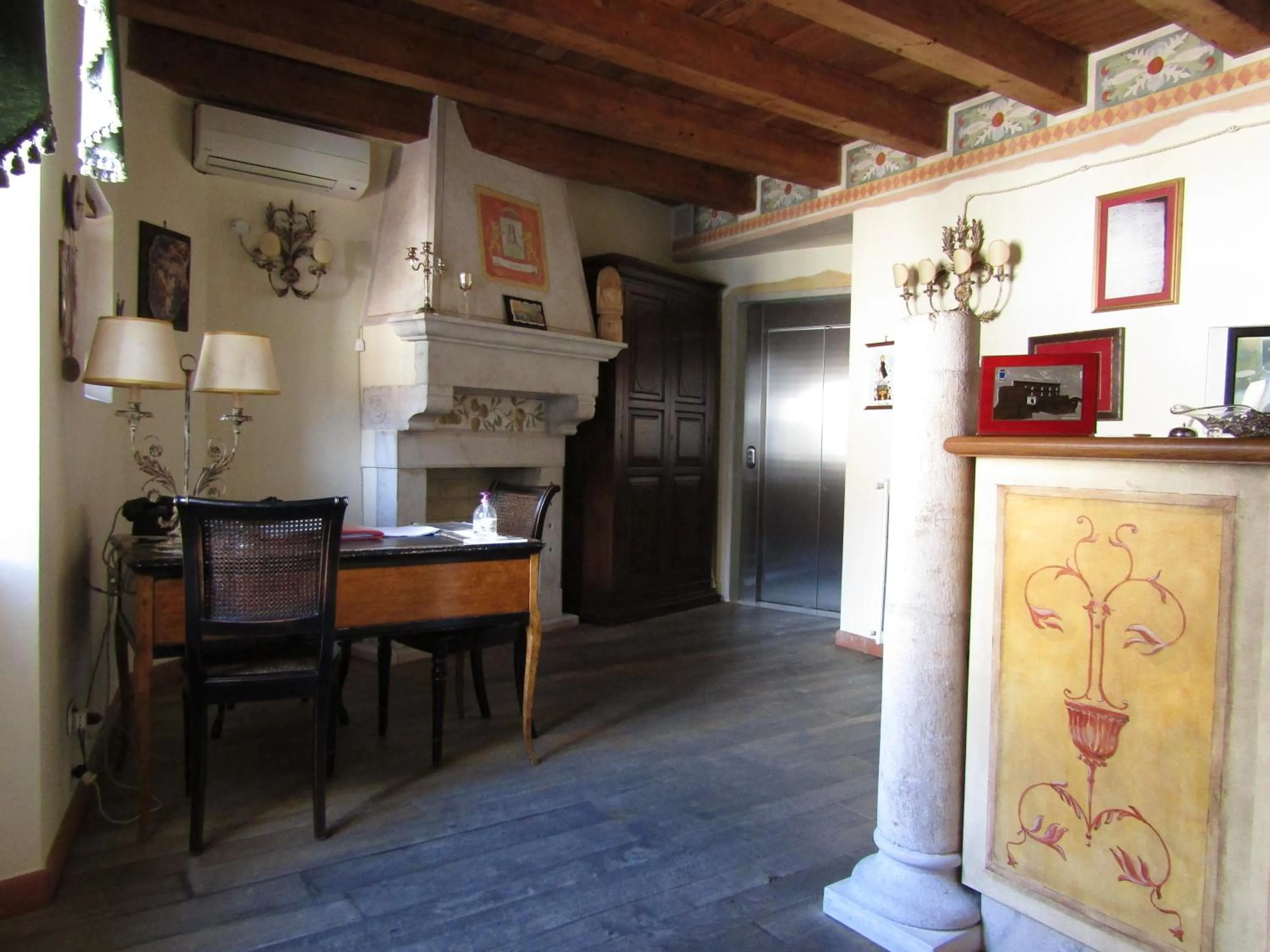 Lobby or reception in Antichi Feudi Dimora D'Epoca