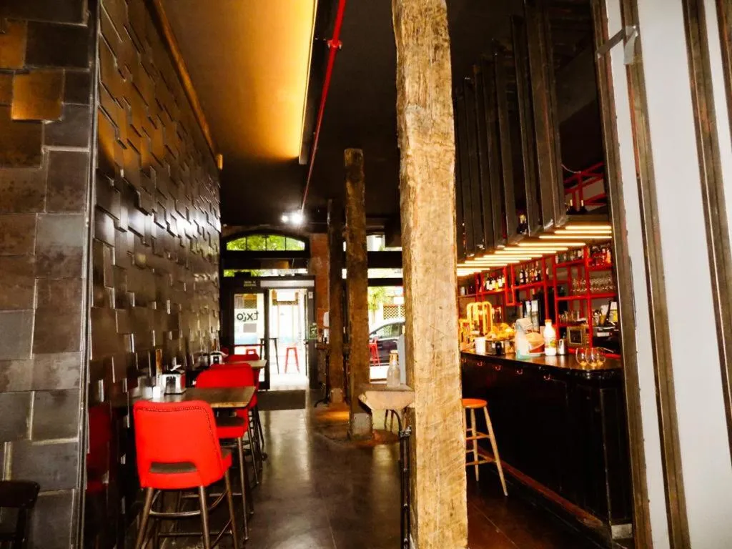 Lounge or bar in Poshtel Bilbao - Premium Hostel