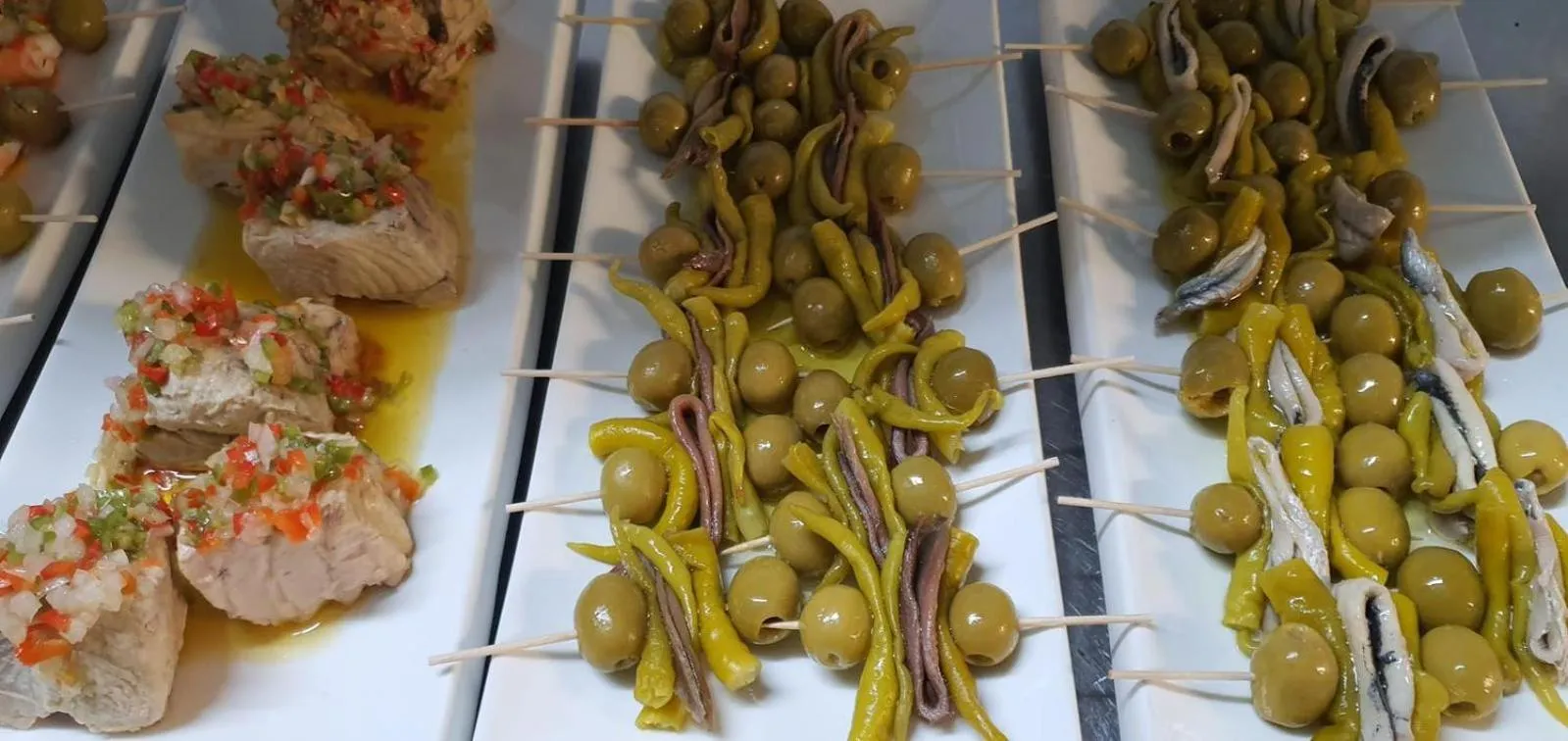 Restaurant/places to eat in Poshtel Bilbao - Premium Hostel