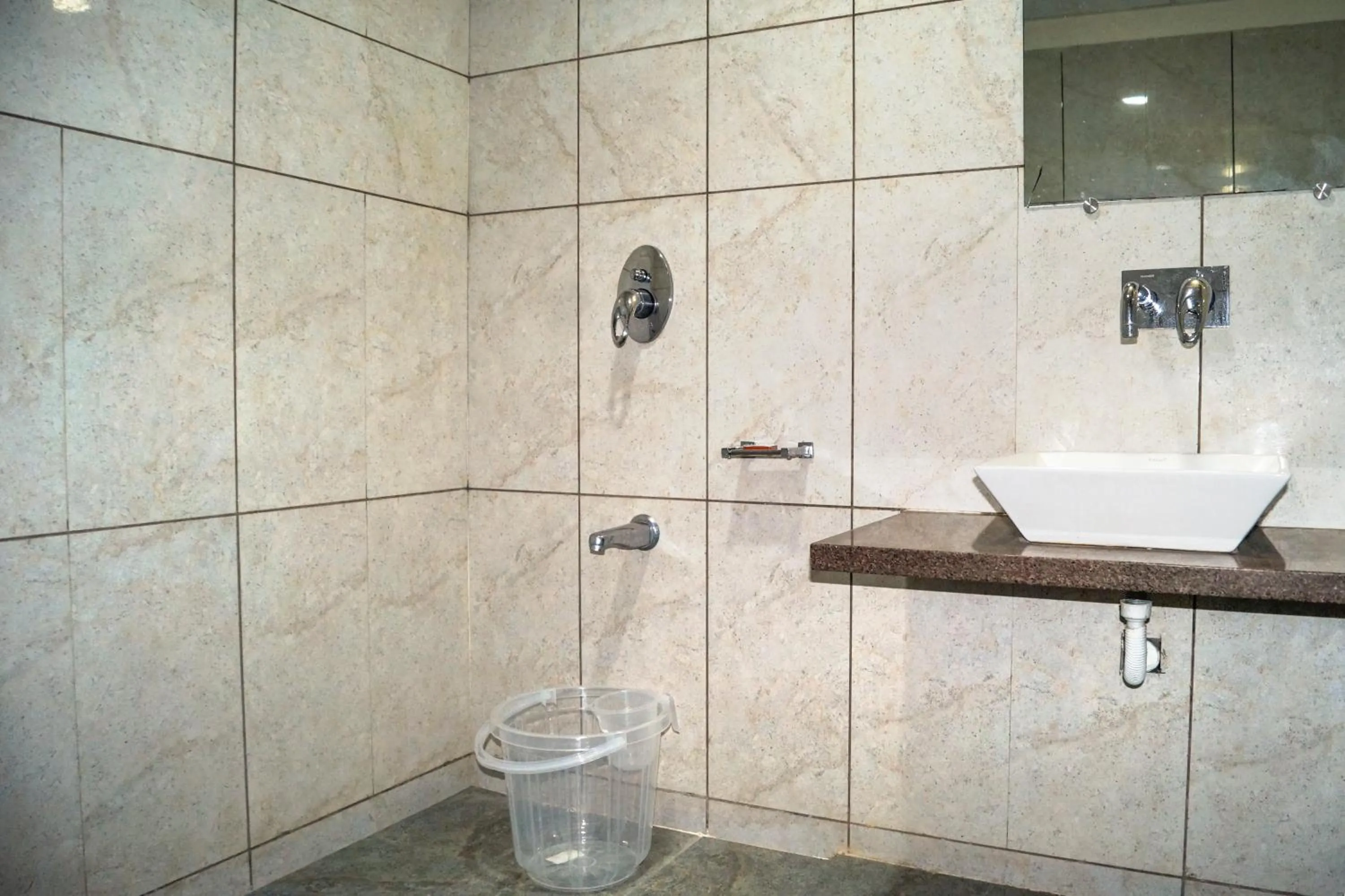 Toilet in Hotel Darshan SP Ring Road