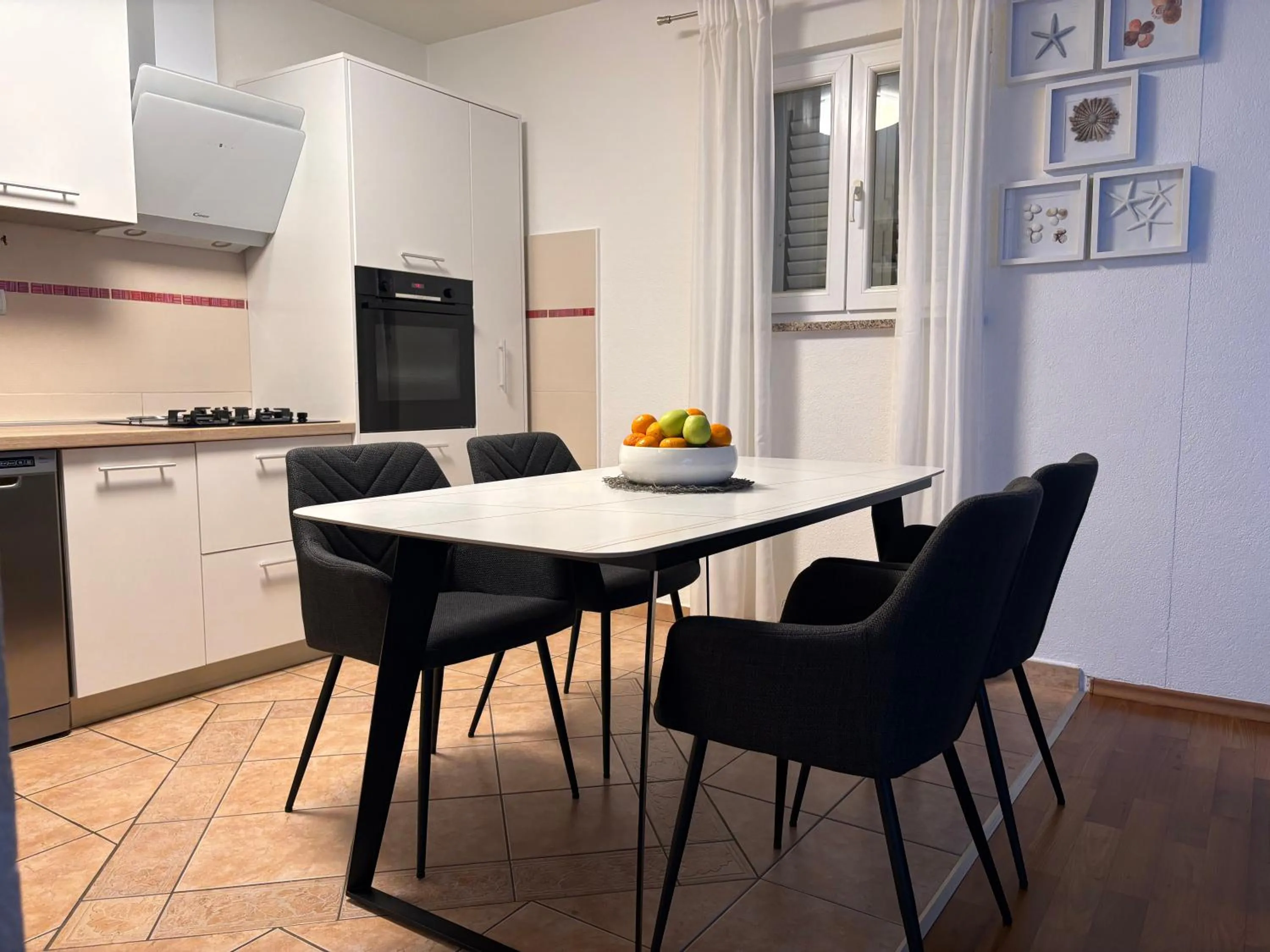 Apartment Tina