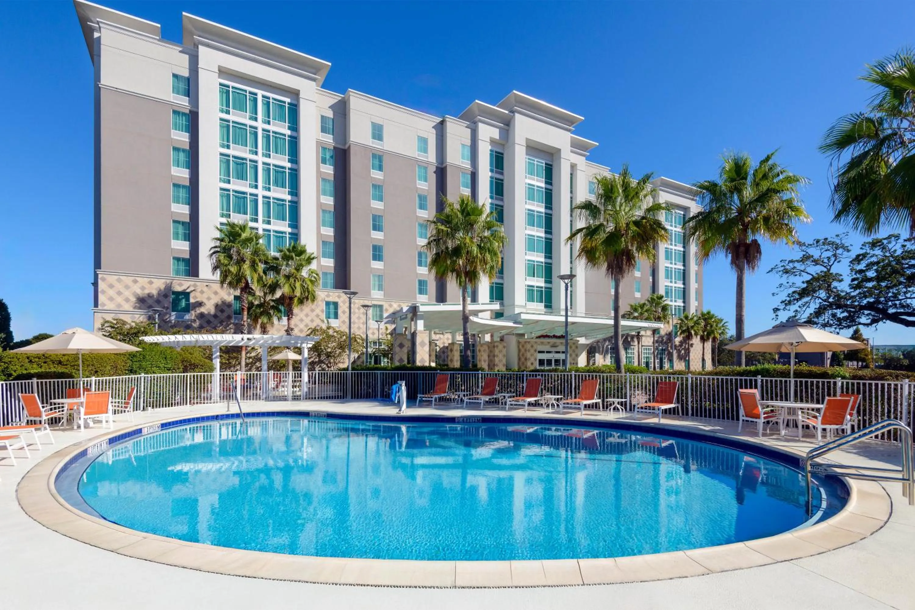 Swimming pool in Hampton Inn & Suites Tampa Airport Avion Park Westshore