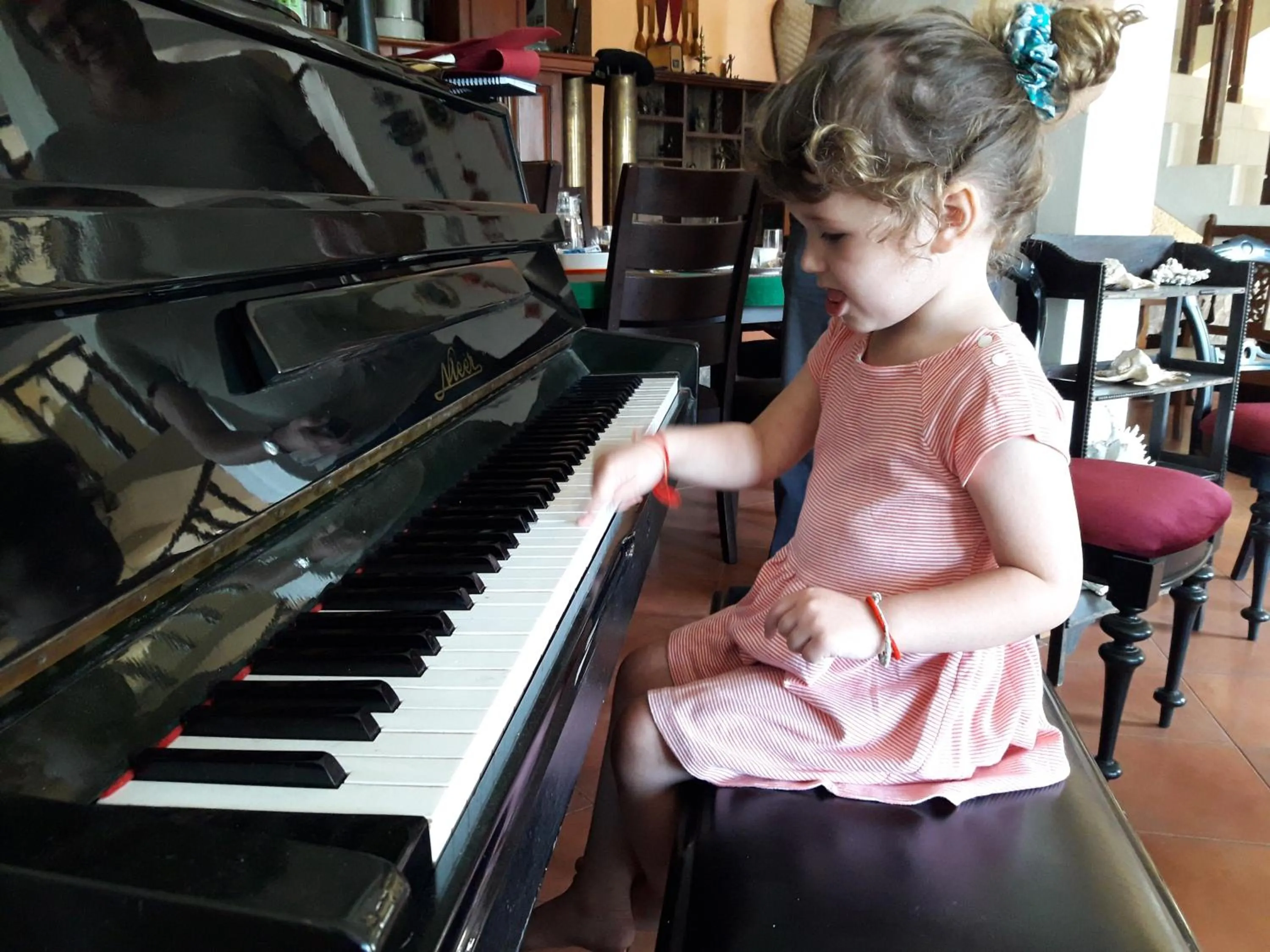 Family in Marvel Hills Kandy