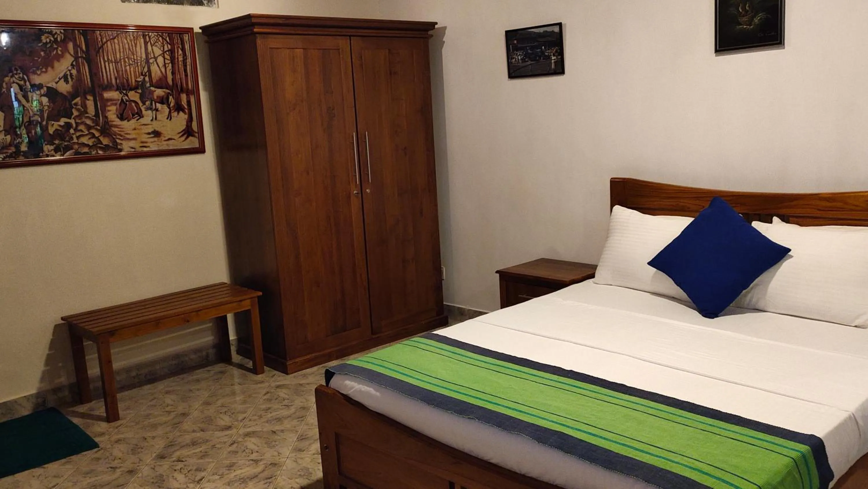 Bed in Marvel Hills Kandy