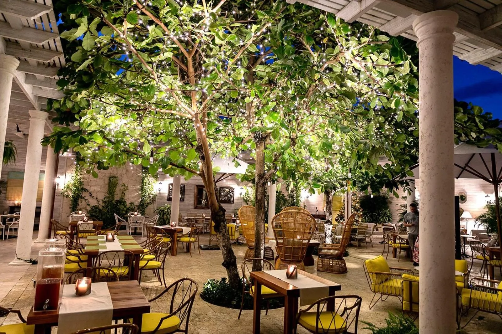 Restaurant/places to eat in The Shore Club Turks & Caicos