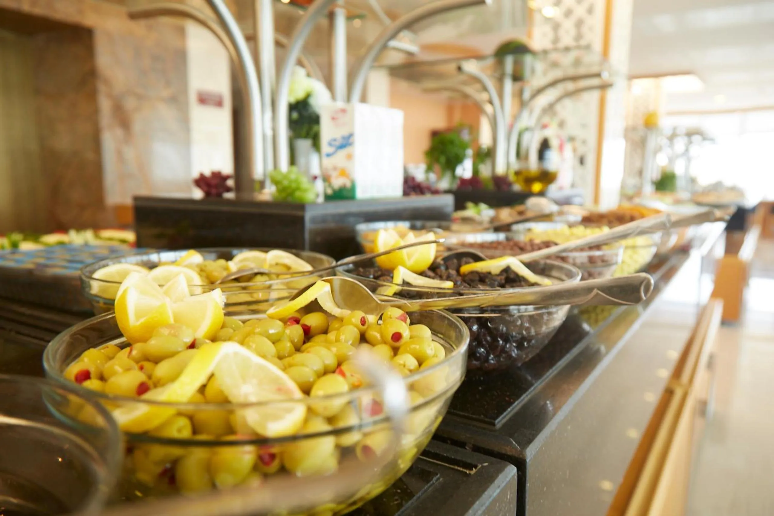 Restaurant/places to eat in Ilkbal Deluxe Hotel &Spa Istanbul